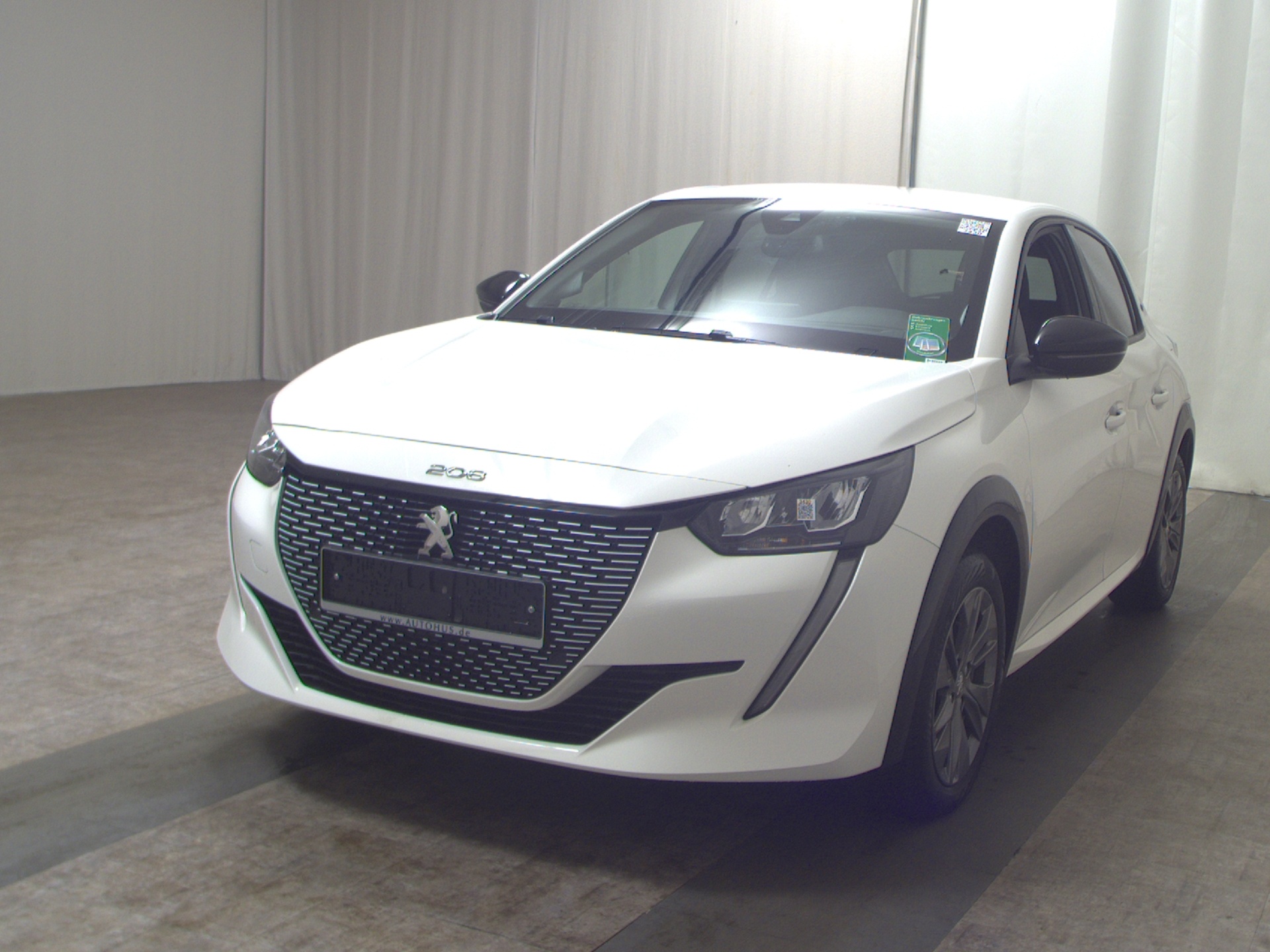 Peugeot 208 e Allure LED Shz PDC T-Leder 2