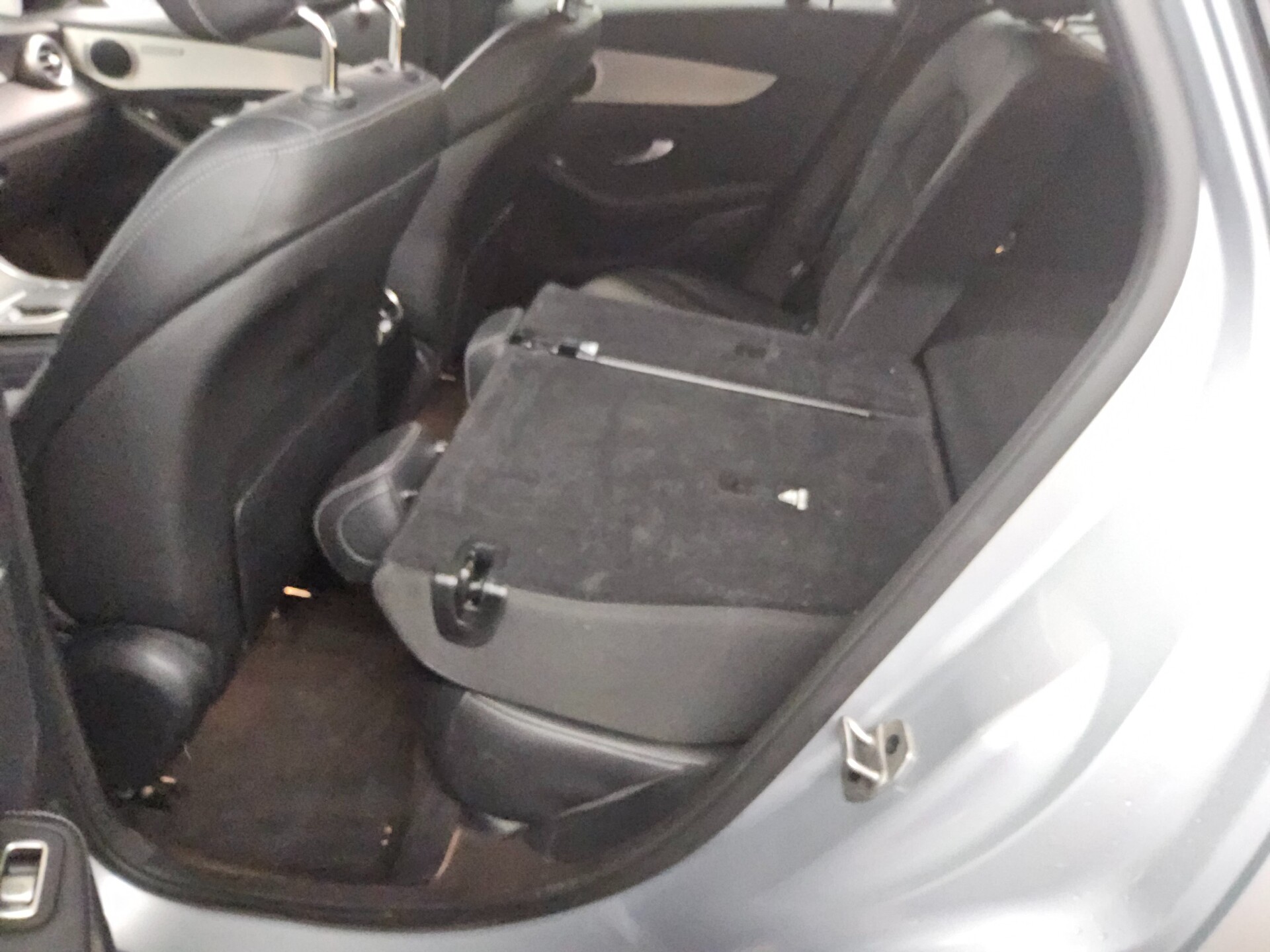 Mercedes-Benz GLC 220 d 4M Navi LED HuD T-Leder AHK Distr.+ 12