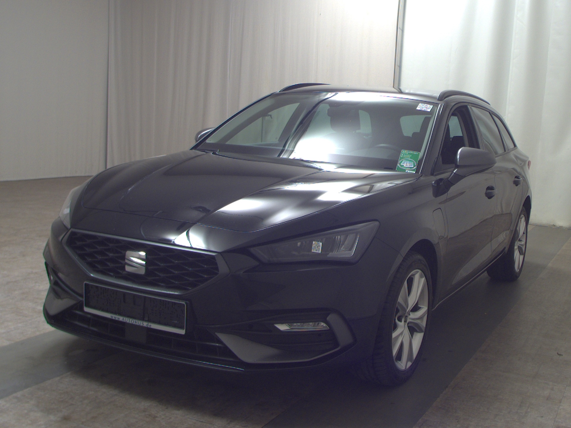 Seat Leon ST 1.4 e-HYBRID FR-Line Navi LED ACC AHK 2