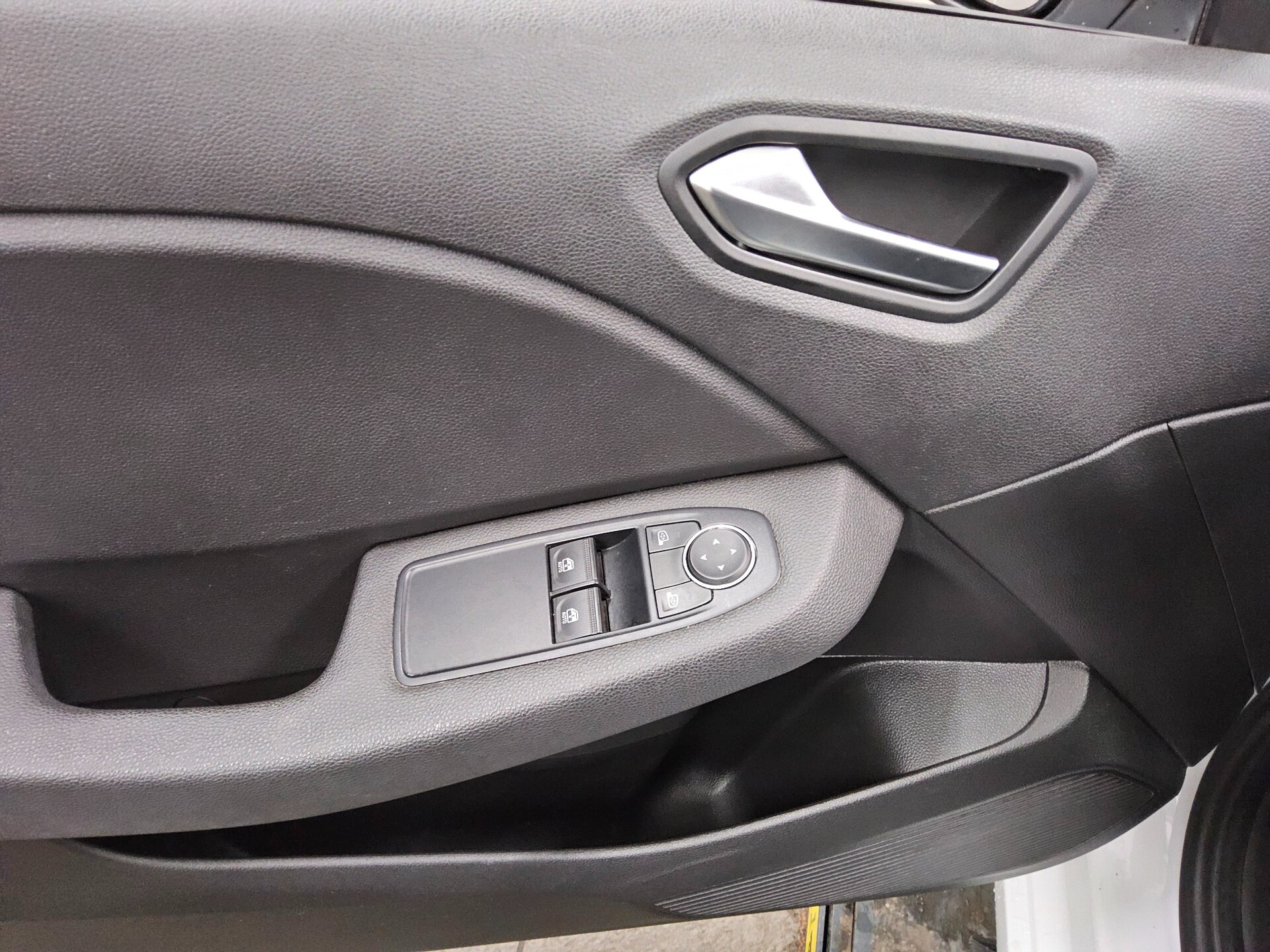 Renault Clio 1.0 LED BT Spur-Assist Abstandswarnung 9