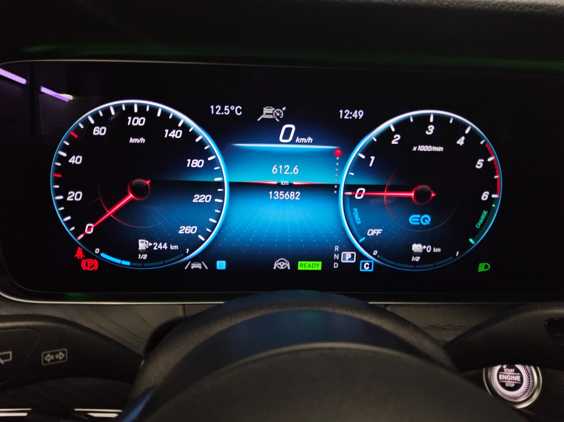 Mercedes-Benz E 300 T de Avantgarde Night Burmester GSD Distr+ 8