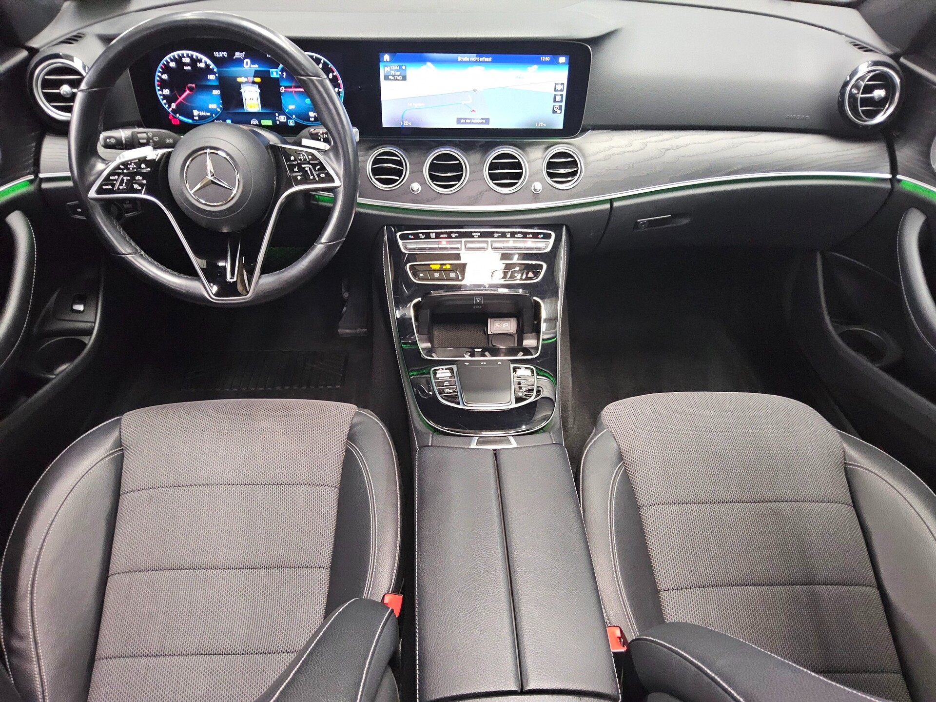 Mercedes-Benz E 300 T de Avantgarde Night Burmester GSD Distr+ 5