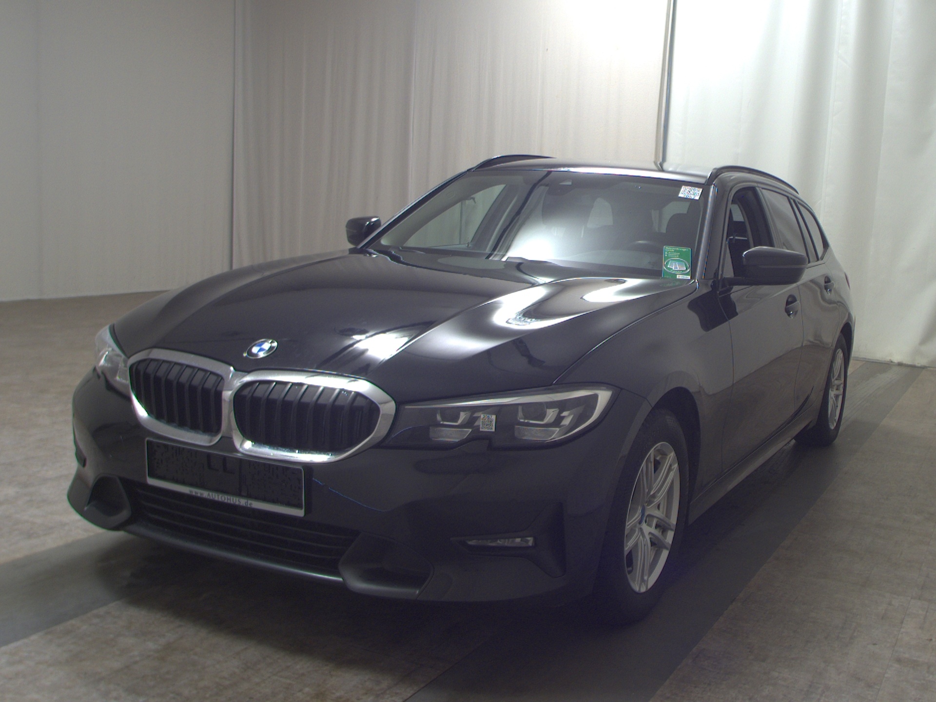 BMW 320dA Touring Sport-Line T-Leder Navi LED LC Pro 2