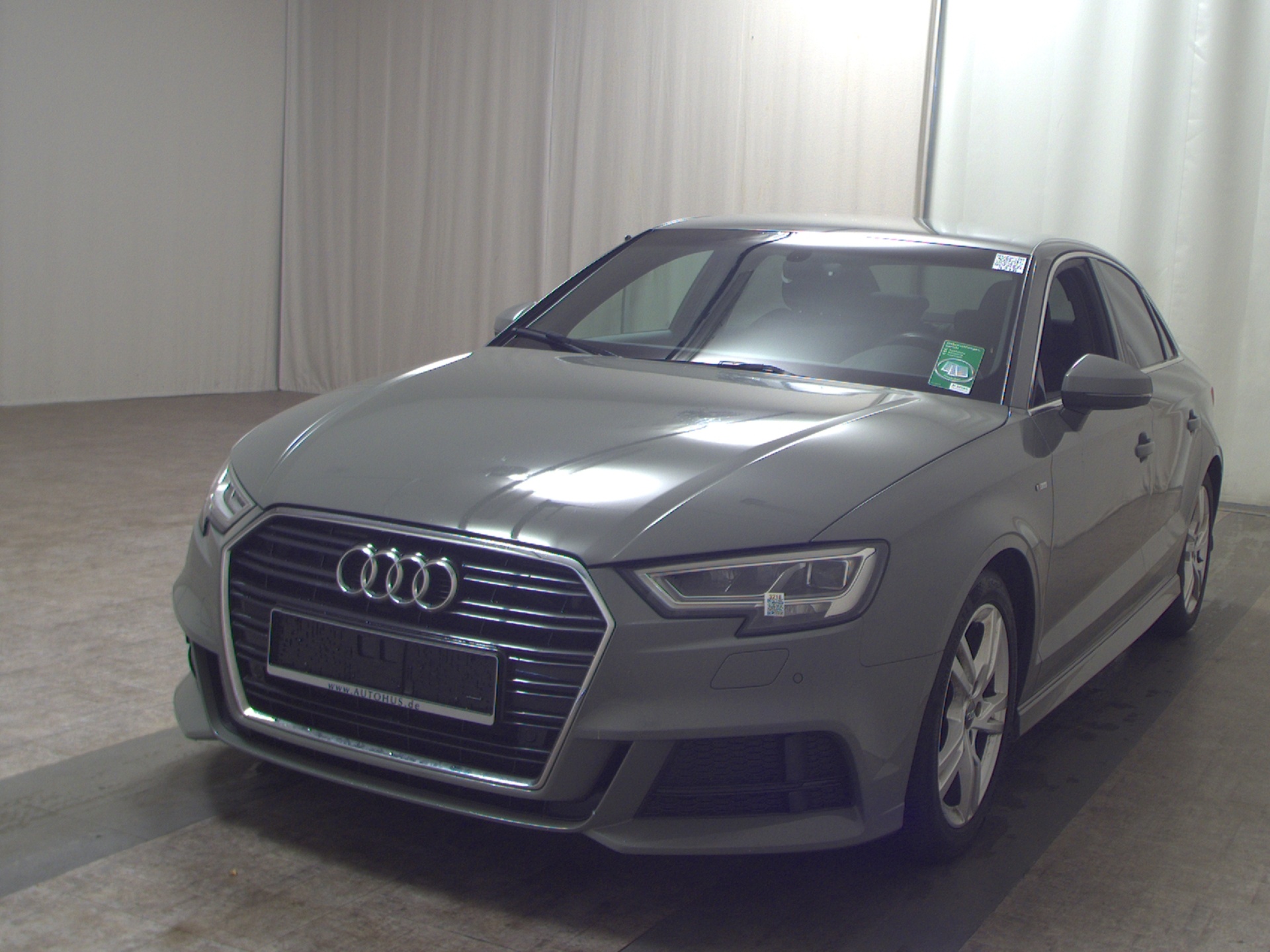Audi A3 Lim. 35 TFSI S-Line T-Leder Navi LED RfK 2