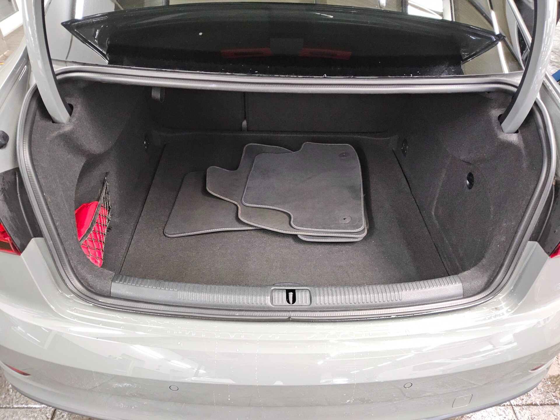 Audi A3 Lim. 35 TFSI S-Line T-Leder Navi LED RfK 12