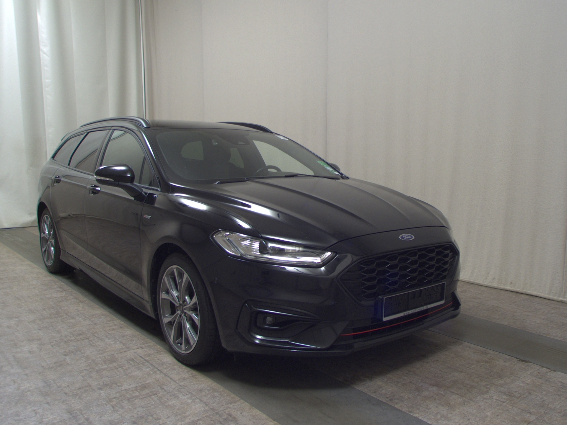 Ford Mondeo Turnier 2.0 EB ST-Line Navi LED AHK ACC 3