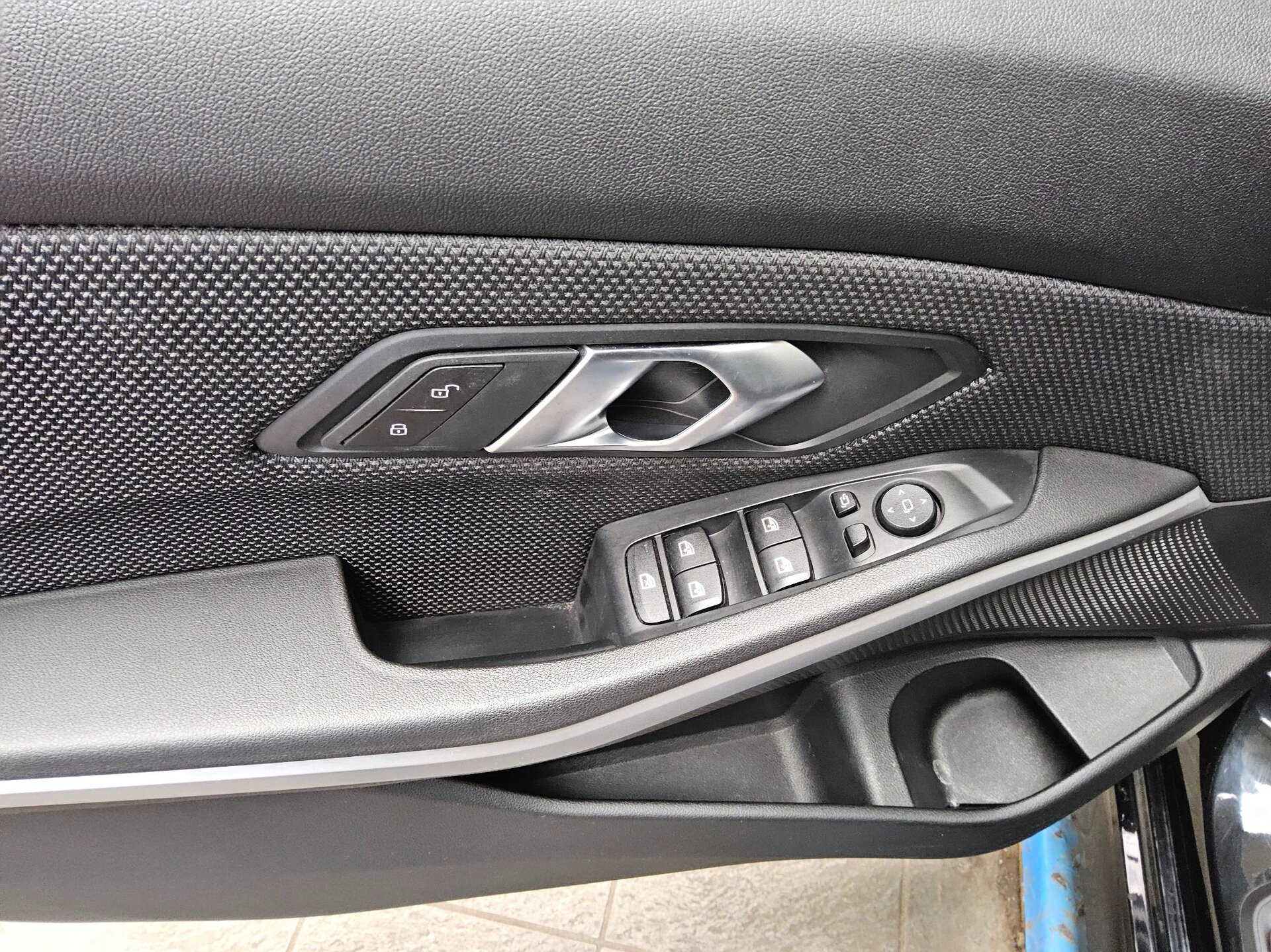 BMW 318dA Advantage Navi LED LC+ Kamera 10