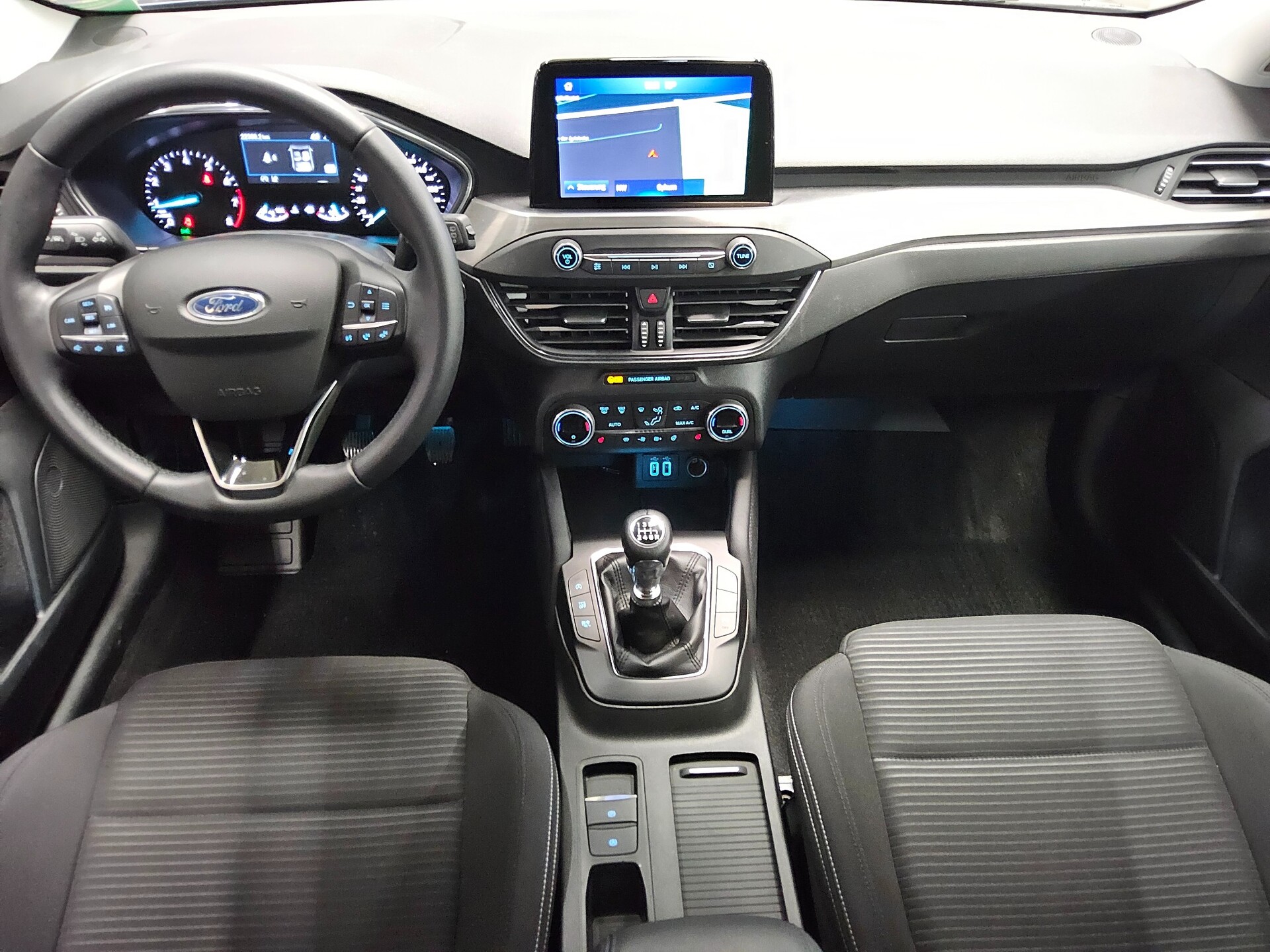 Ford Focus Turnier 1.0 EB Titanium Navi LED RFK 5