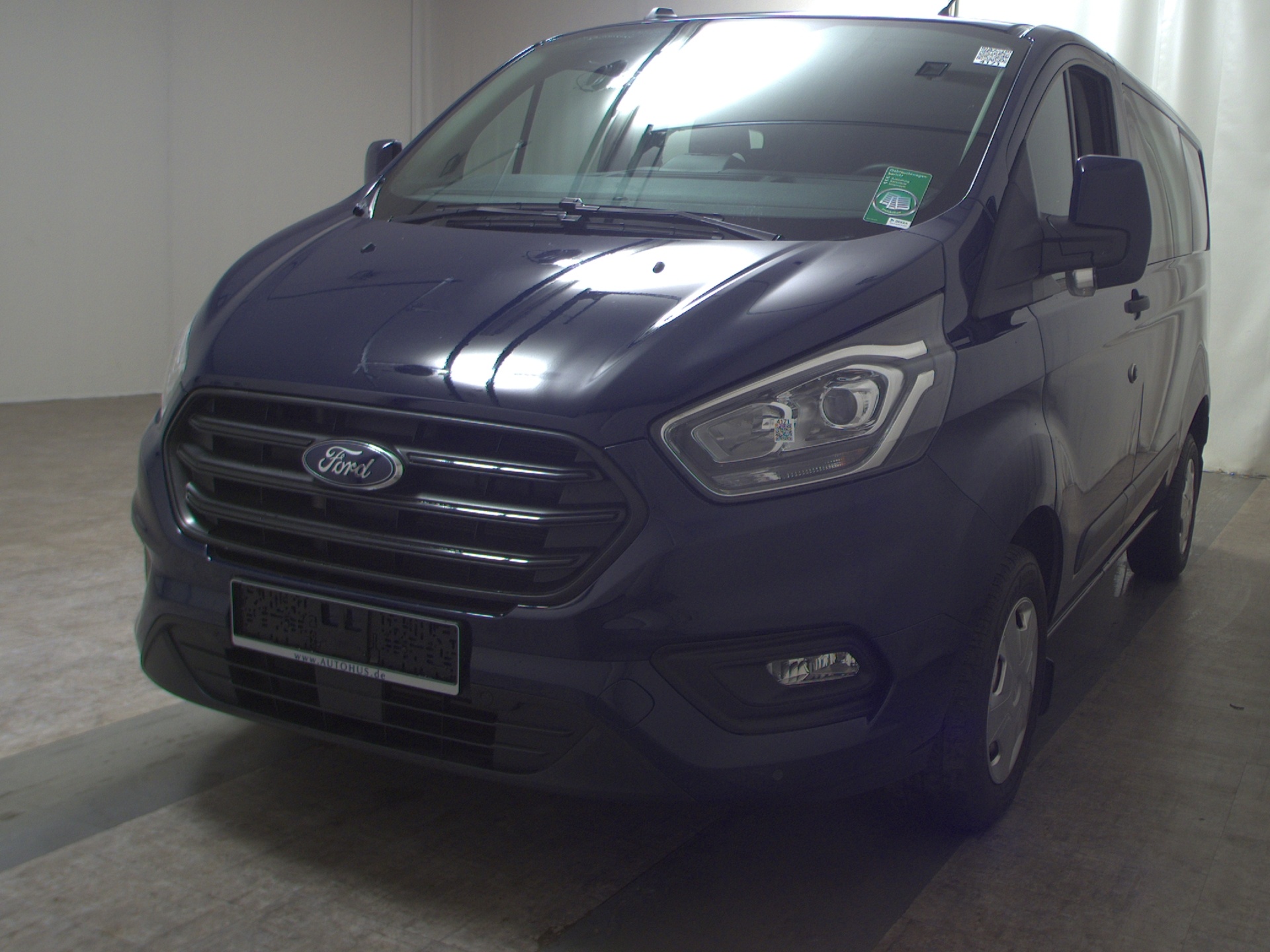 Ford Transit Custom 2.0 TDCi L1 6-Sitze PDC Shz 2