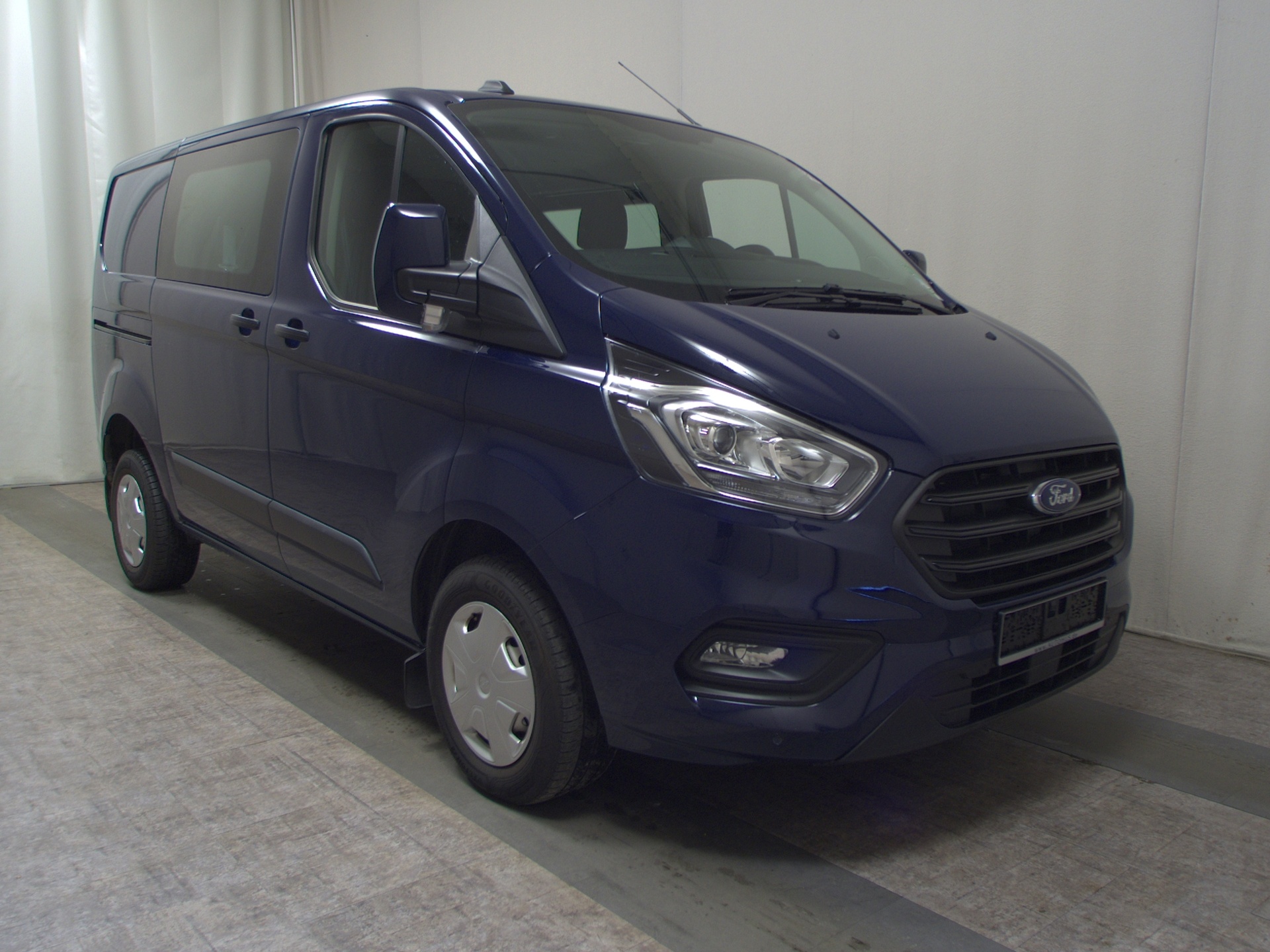 Ford Transit Custom 2.0 TDCi L1 6-Sitze PDC Shz 3