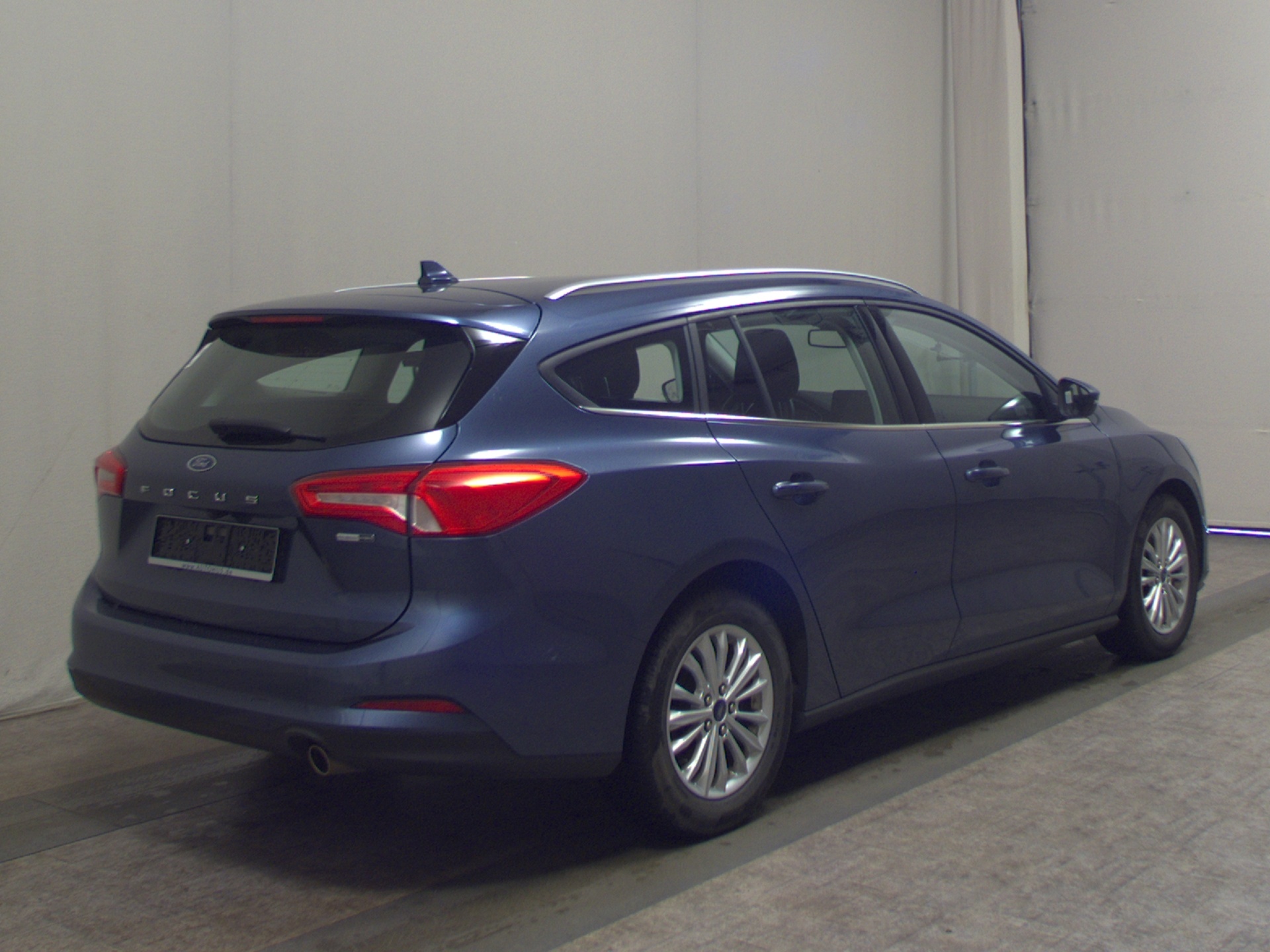 Ford Focus Turnier 1.0 EB Titanium Navi LED RFK SHZ 4