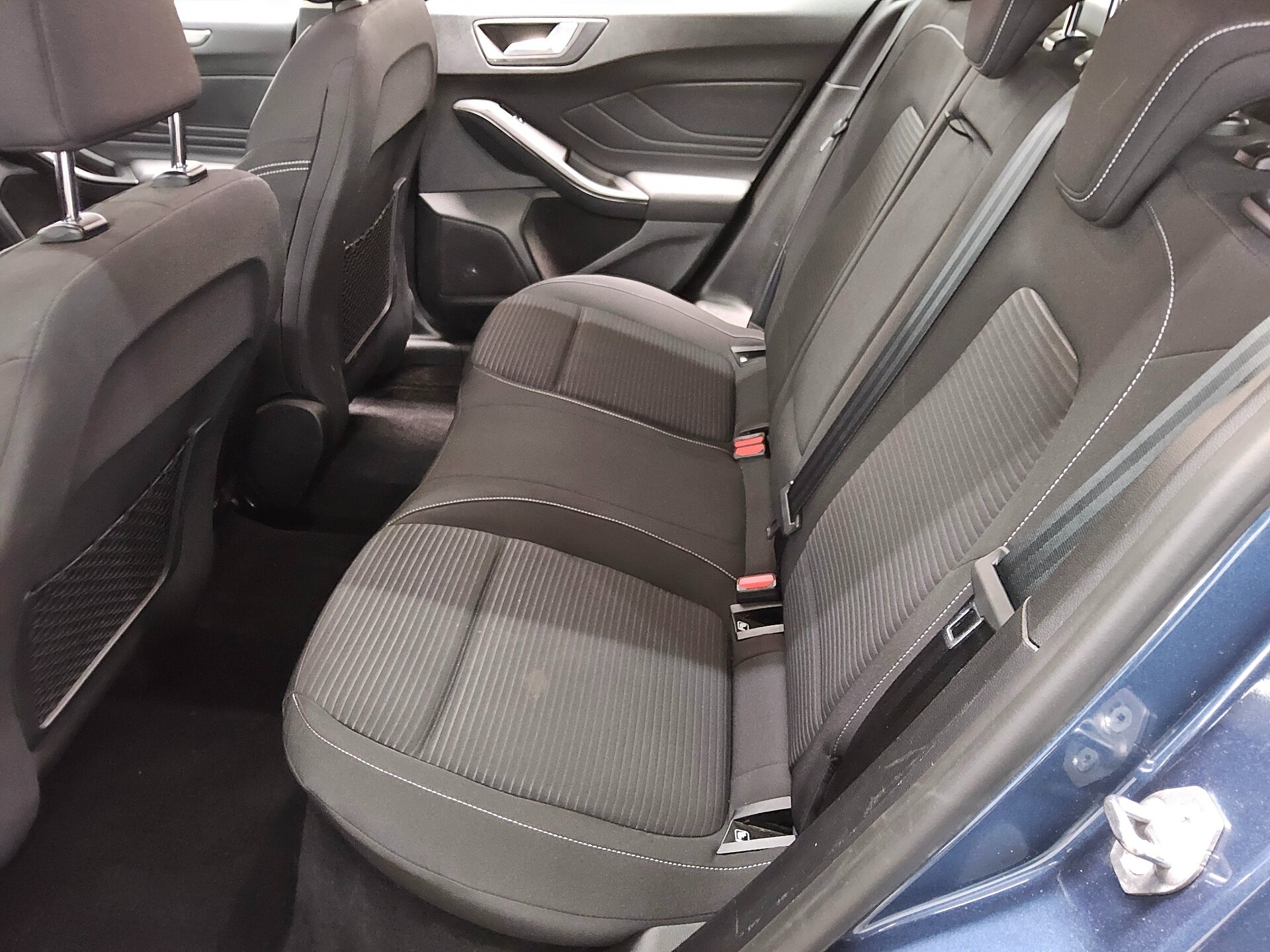 Ford Focus Turnier 1.0 EB Titanium Navi LED RfK PDC 13