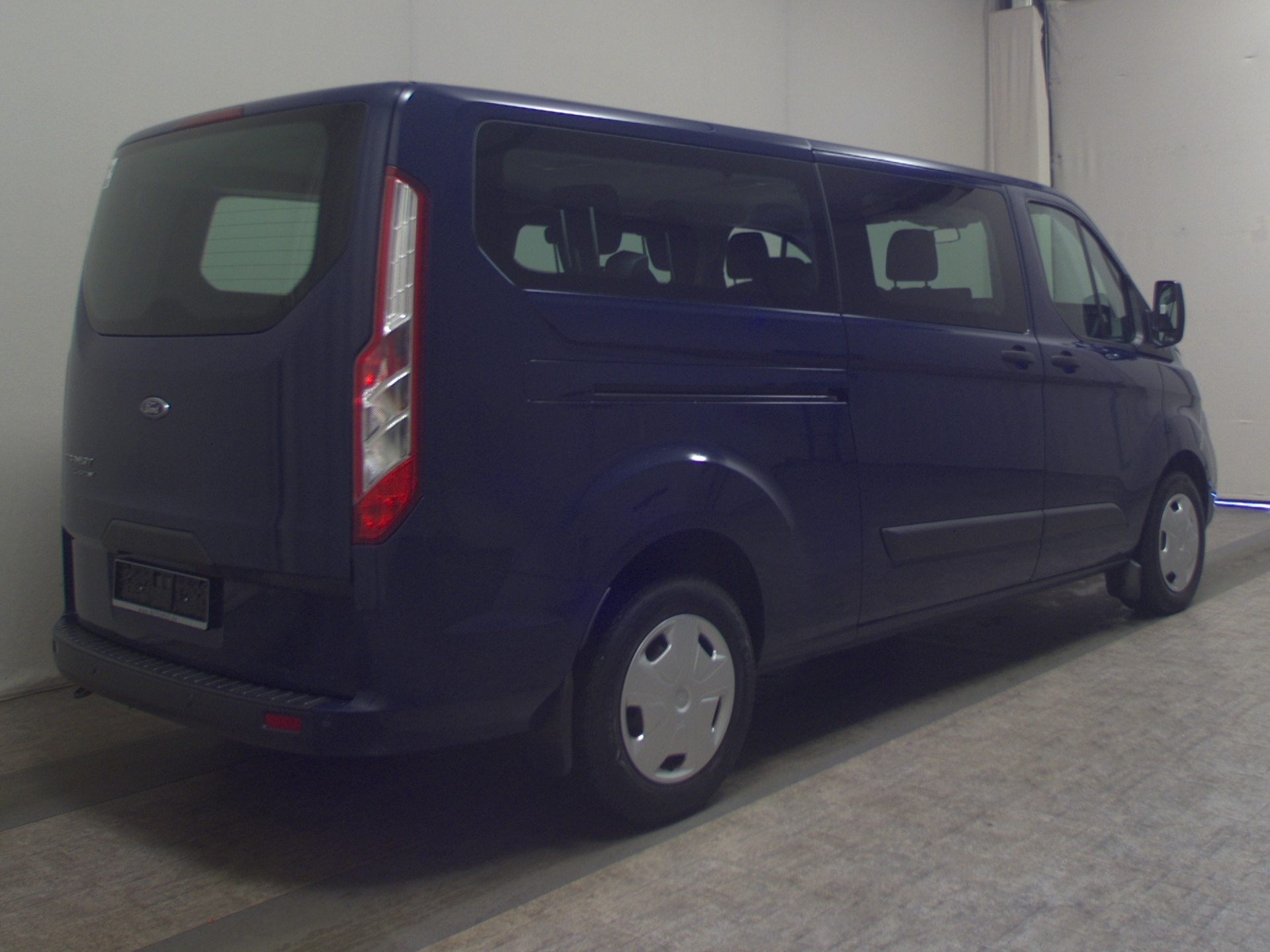 Ford Transit Custom 2.0 EB Trend L2 8-Sitze Navi PDC 4