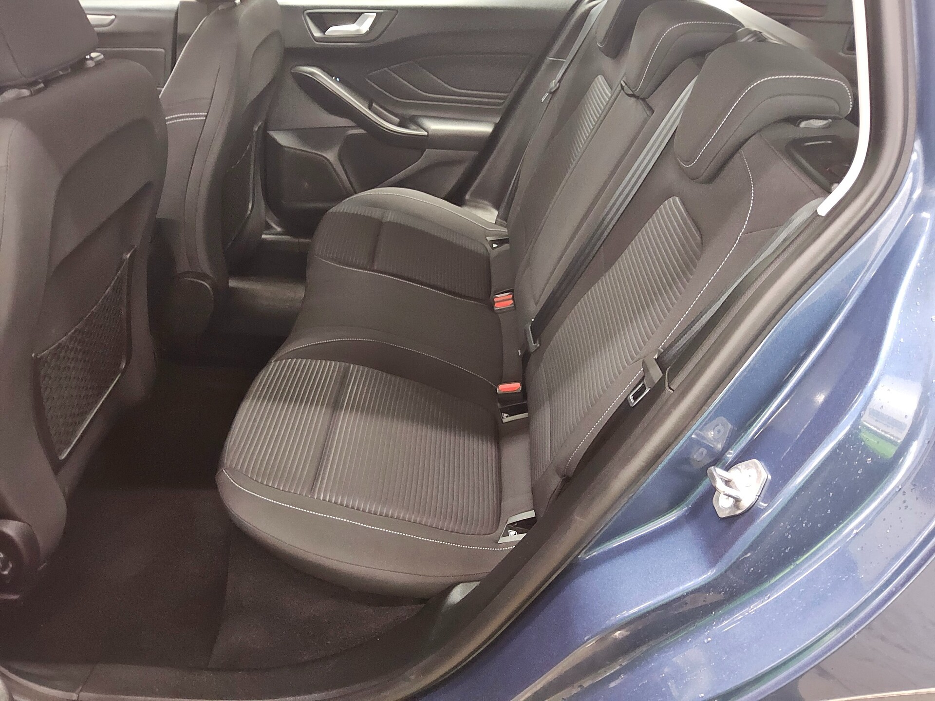 Ford Focus Turnier 1.0 EB Titanium Navi LED RFK 13