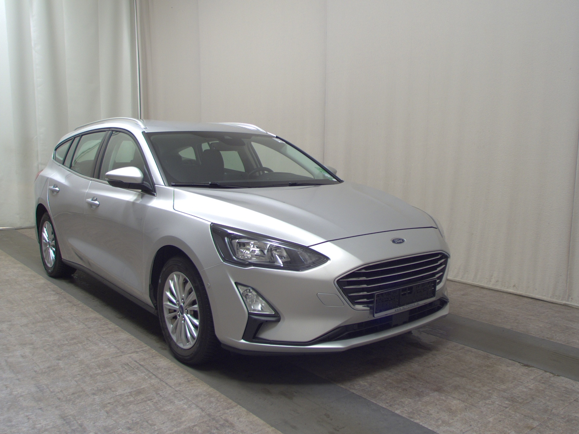 Ford Focus Turnier 1.0 EB Titanium Navi LED RfK Shz 3