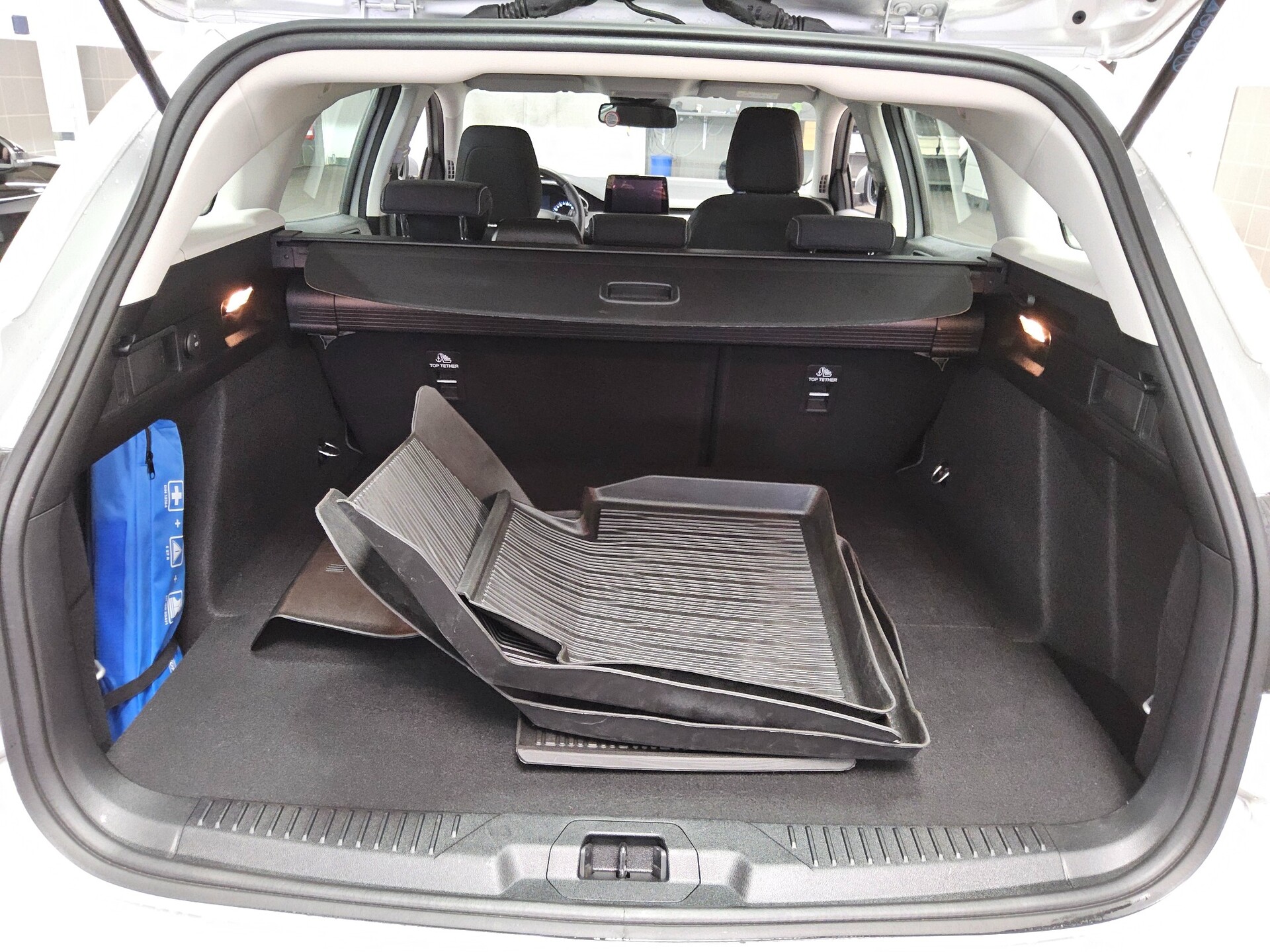 Ford Focus Turnier 1.0 EB Titanium Navi LED RfK Shz 11