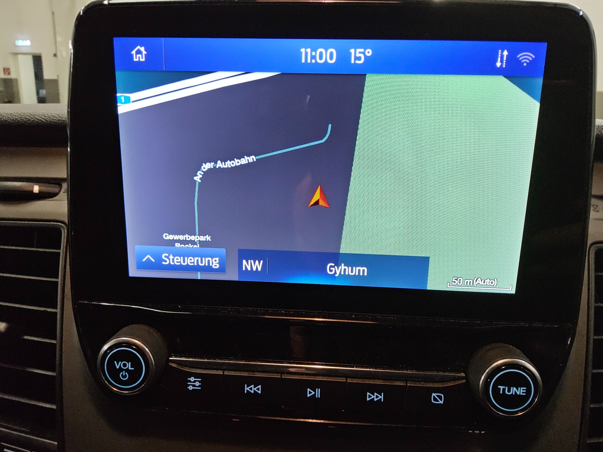 Ford Transit Custom 2.0 TDCi Trend L2 9-Sitzer Navi 7