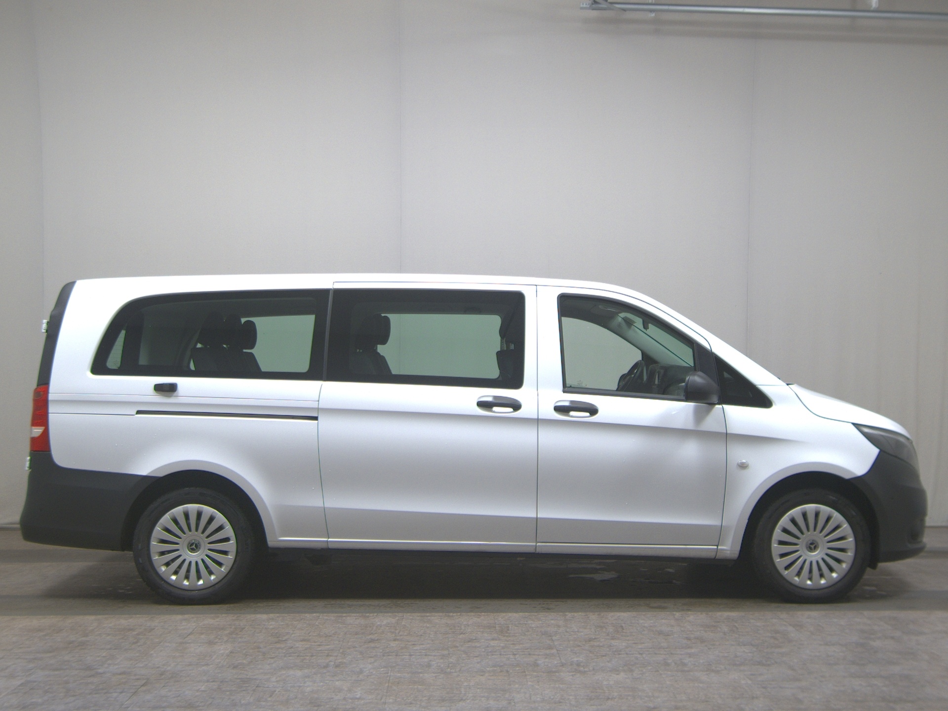 Mercedes-Benz Vito CDI Tourer Pro extralang 8-Sitze Navi RFK