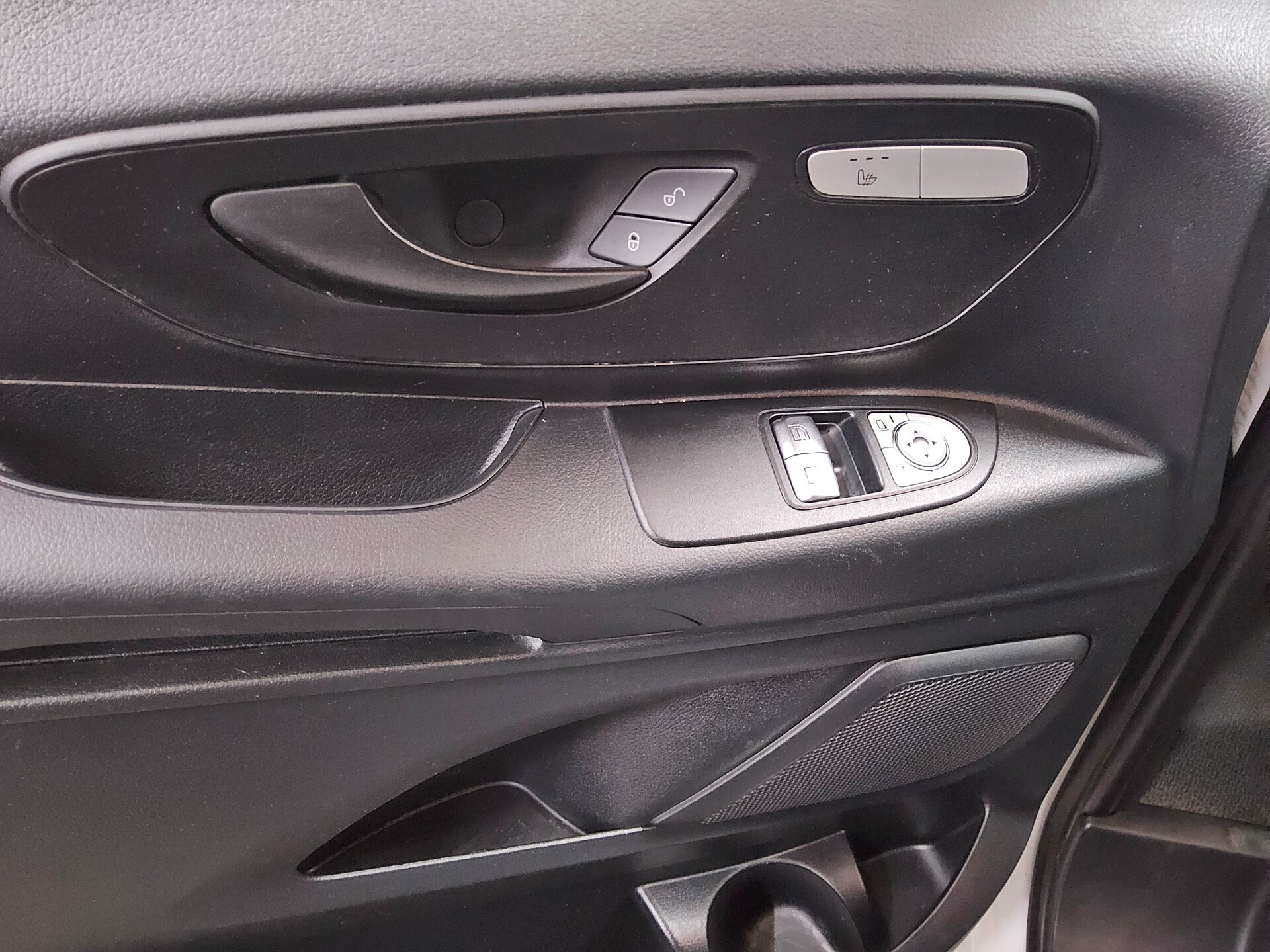 Mercedes-Benz Vito CDI Tourer Pro extralang 8-Sitzer Navi RfK 9