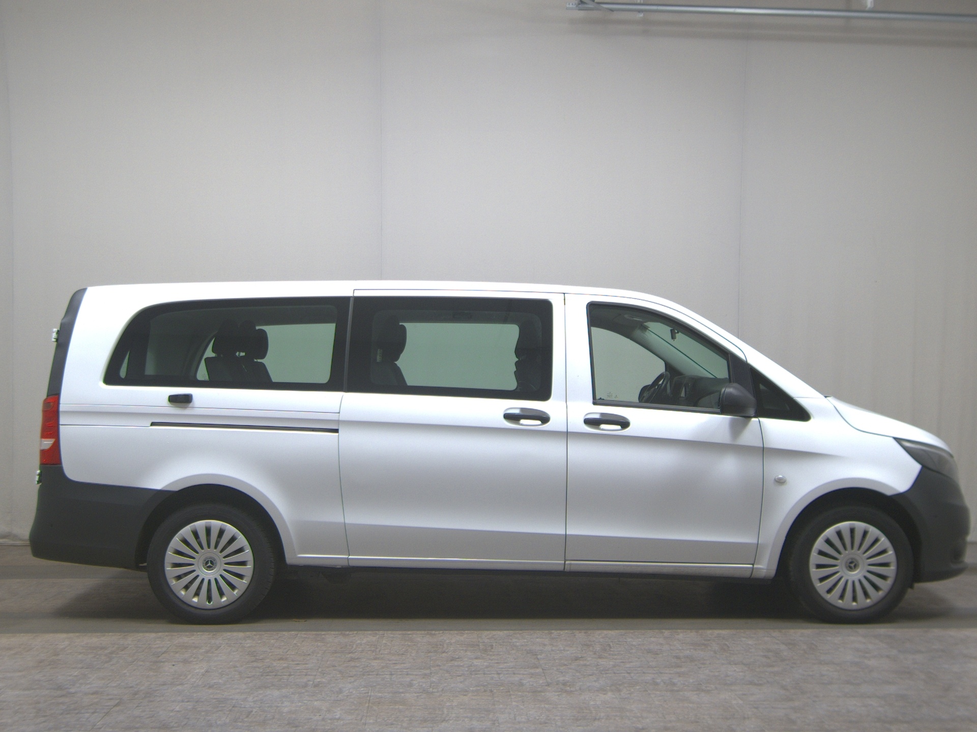 Mercedes-Benz Vito Lang CDI 8-Sitze Navi RfK Shz PDC Tempomat