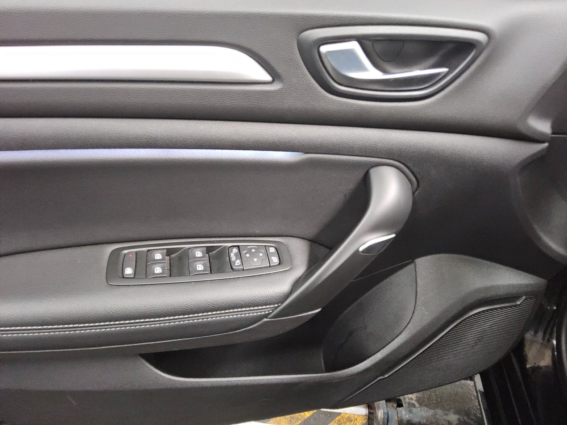 Renault Megane Grandtour 1.5 BLUE dCi Intens Navi LED 10