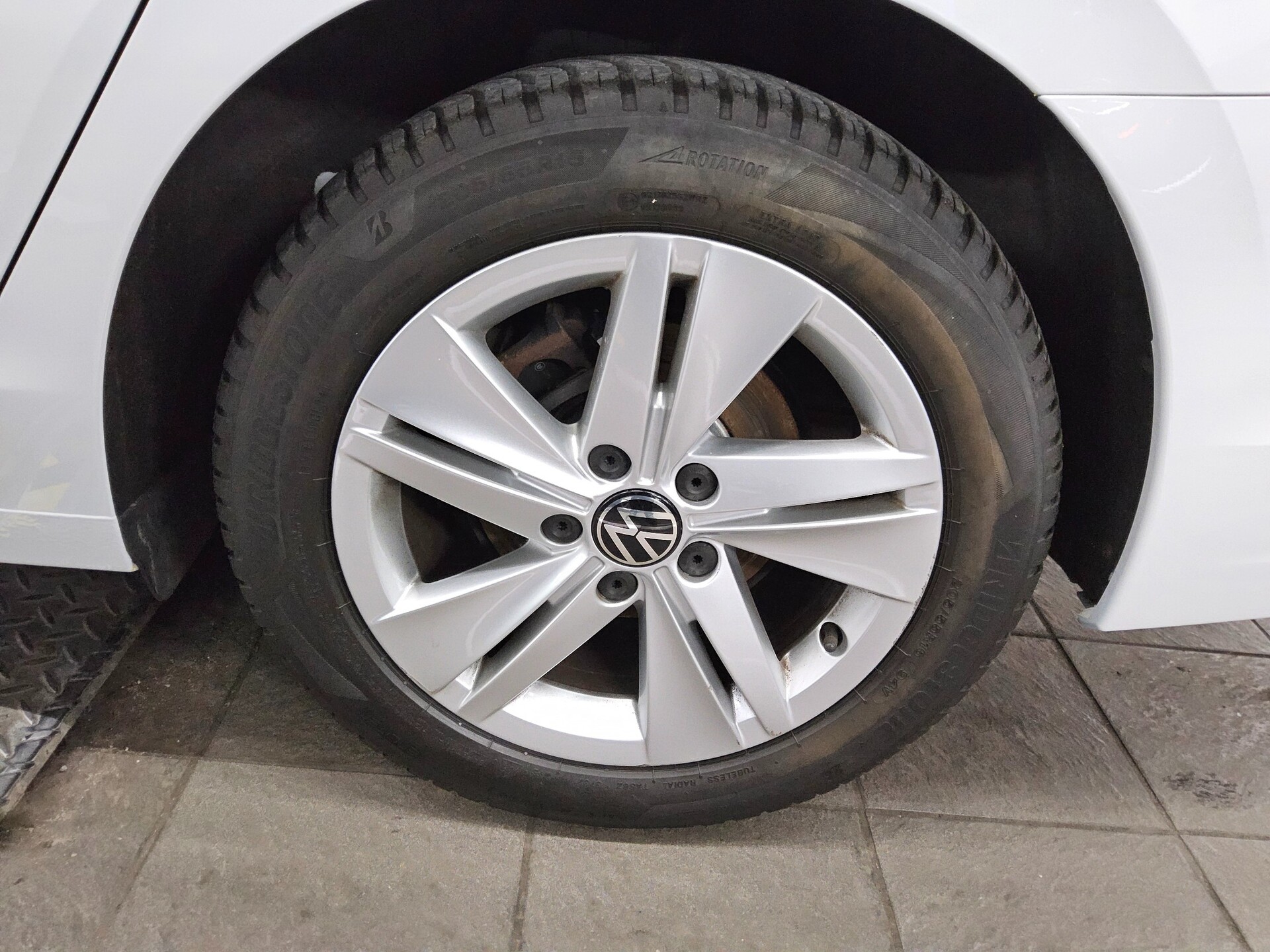 Volkswagen Golf-8 Var. 2.0 TDI Life Navi LED+ DC Sthzg RFK 11