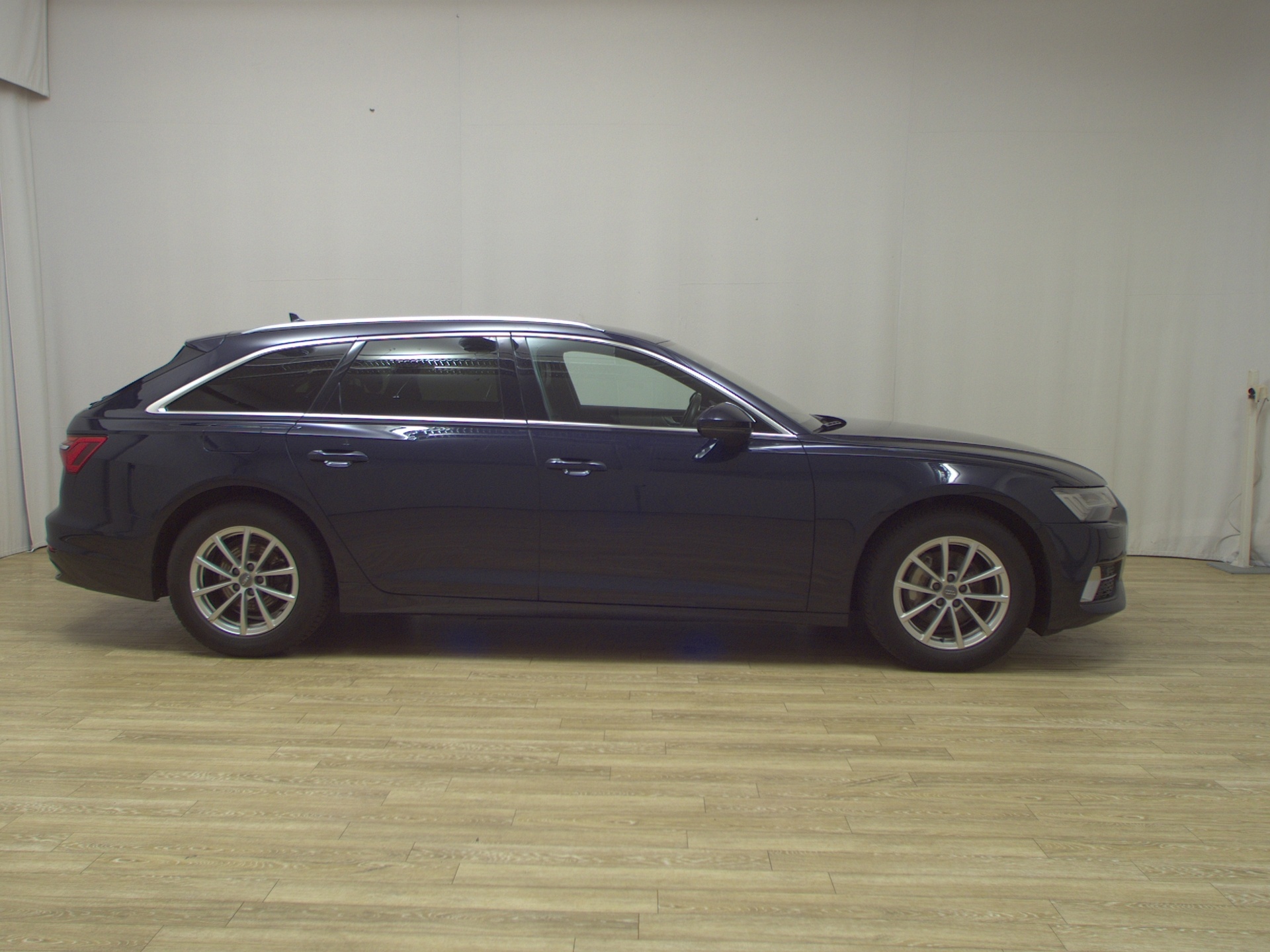 Audi A6 Avant 40 TDI sport Navi Matrix vc B&O AHK RFK