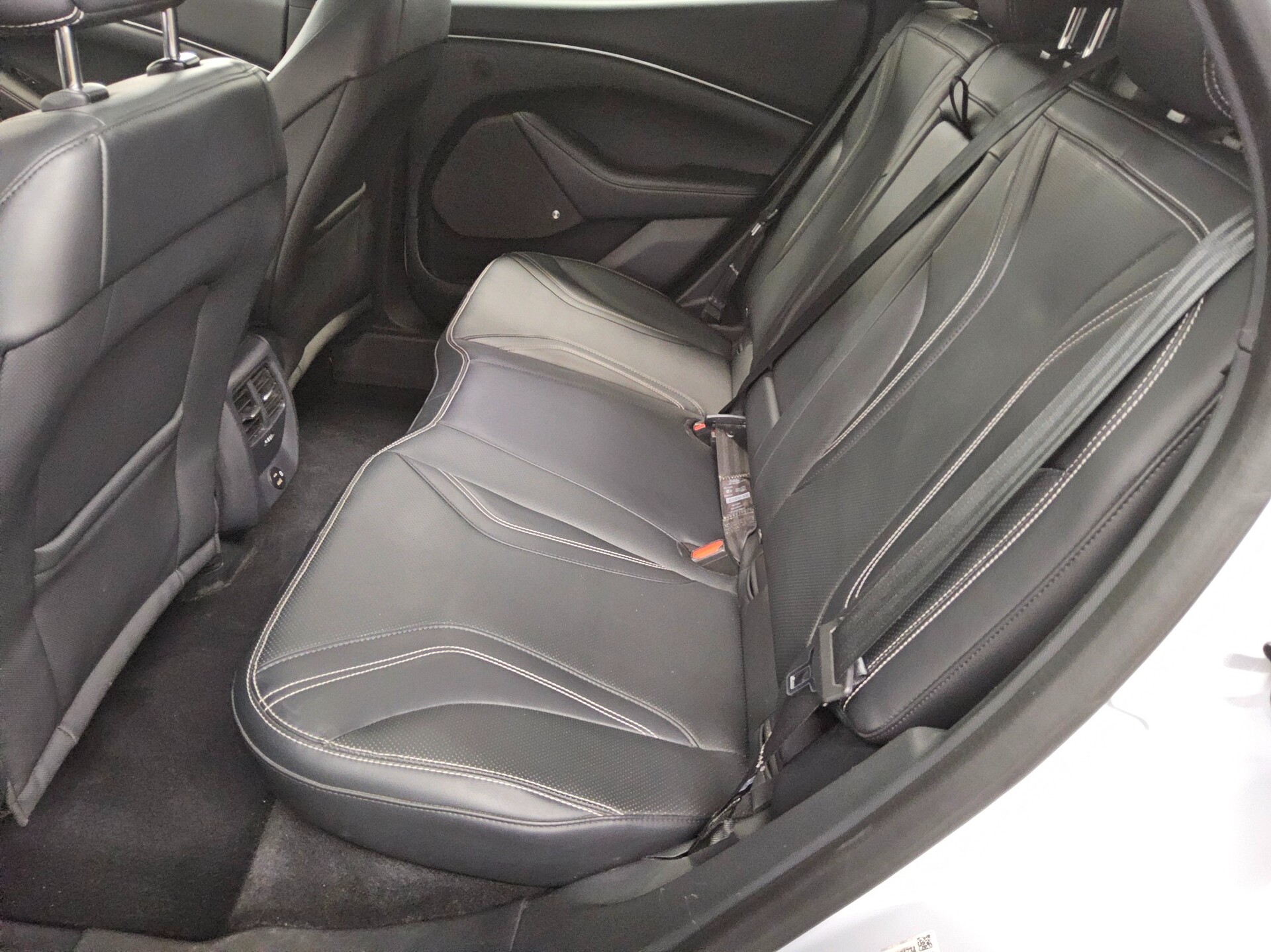 Ford Mustang Mach-E Navi LED Pano Leder AHK RFK 13