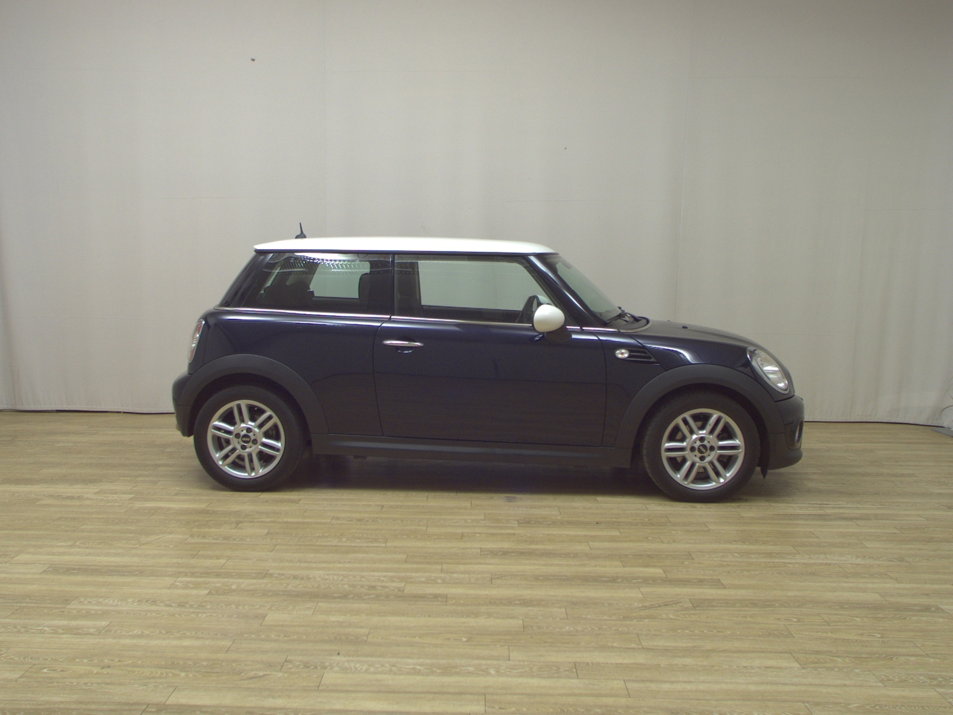 MINI Cooper D Xenon PDC Shz Klima