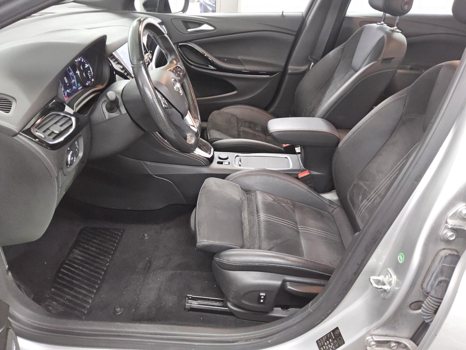 Opel Astra ST 1.5 D Elegance T-Leder Navi LED RfK AHK 8