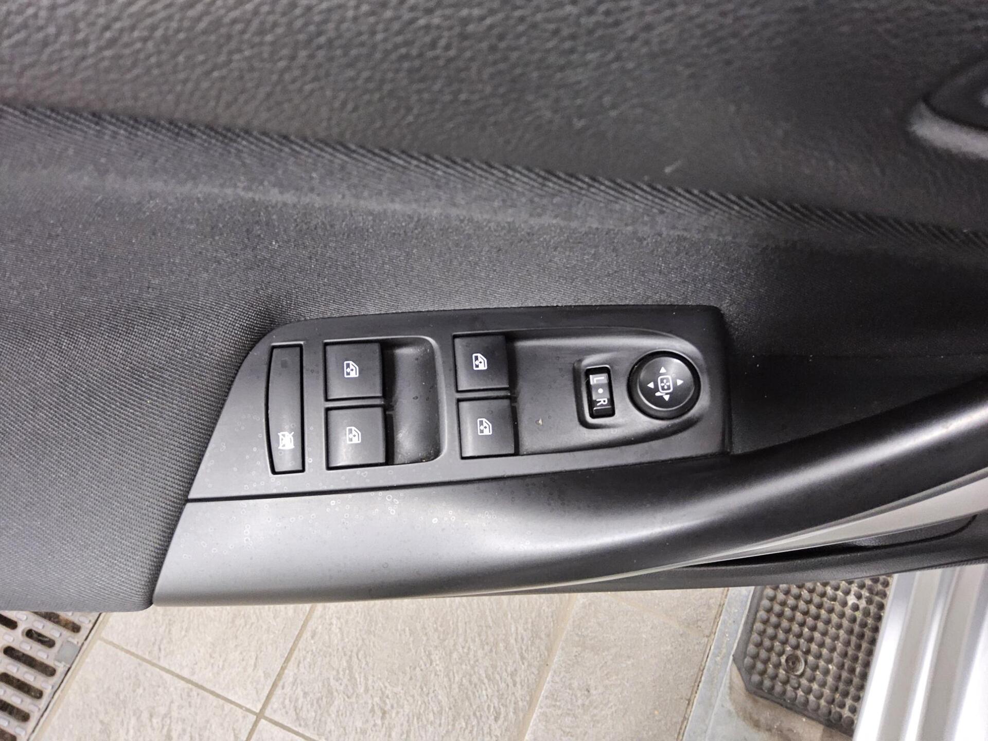 Opel Astra ST 1.5 D Edition Navi LED PDC 9