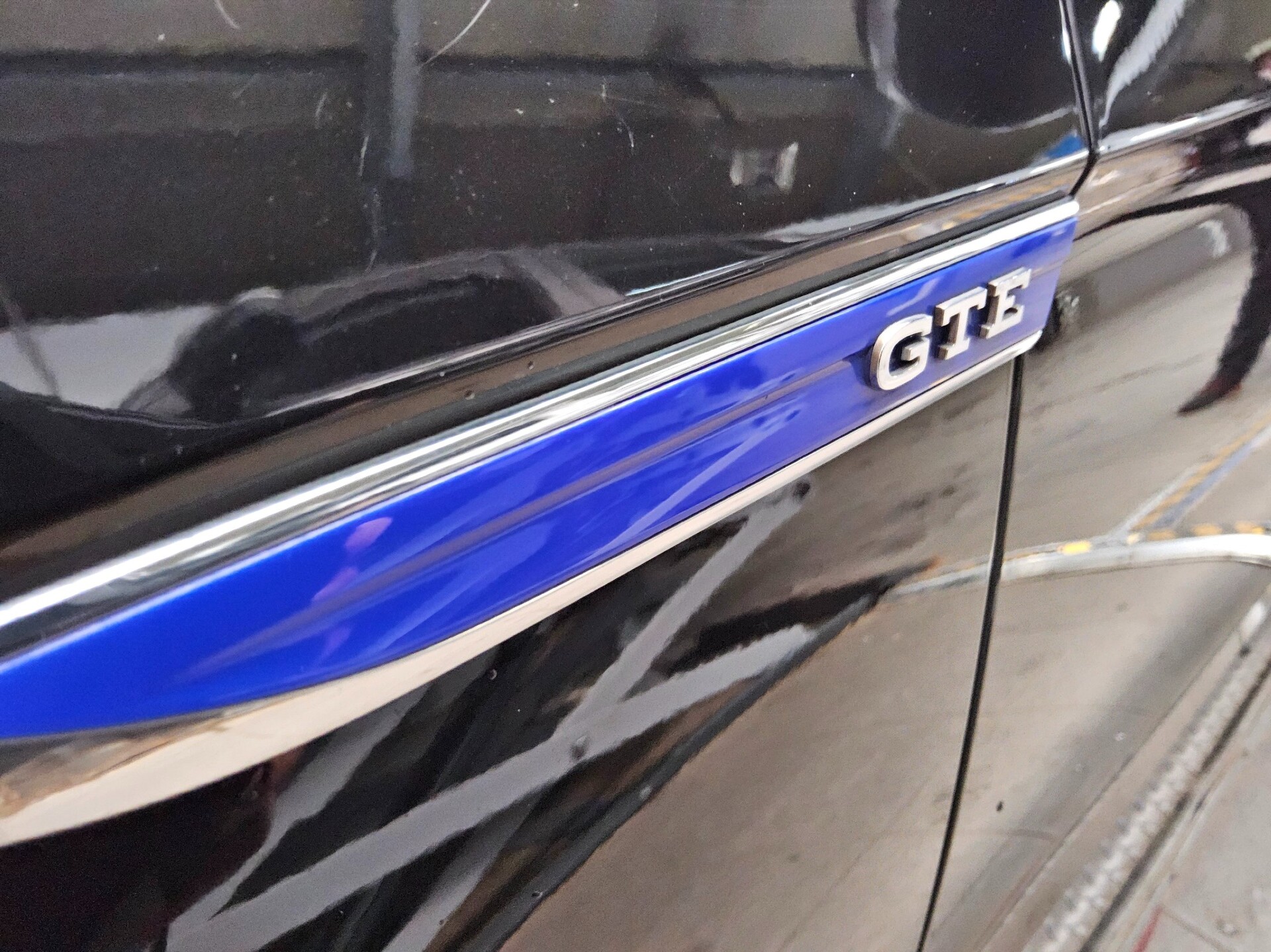 Volkswagen Passat Var. GTE 1.4 TSI Leder Navi LED AHK ACC 11