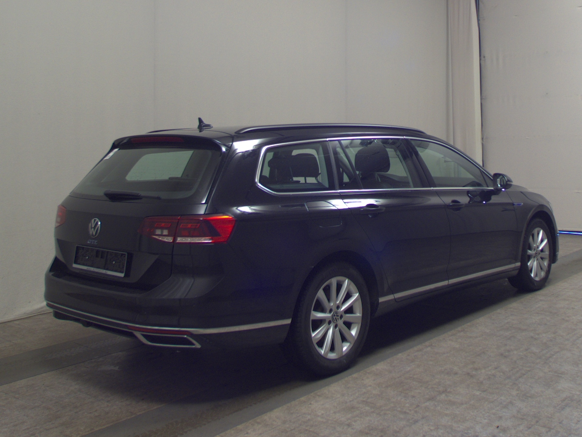 Volkswagen Passat Var. GTE 1.4 TSI Leder Navi LED AHK ACC 4