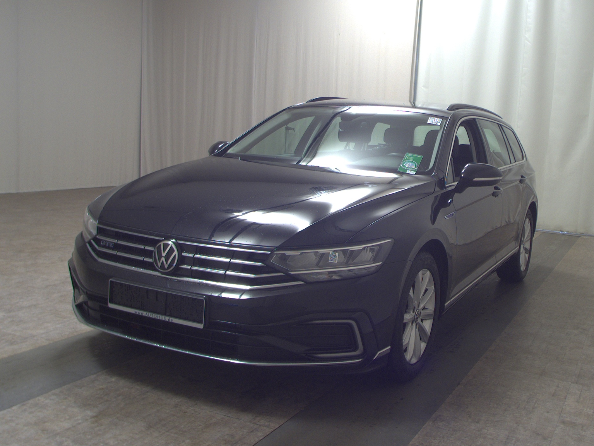 Volkswagen Passat Var. GTE 1.4 TSI Leder Navi LED AHK ACC 2