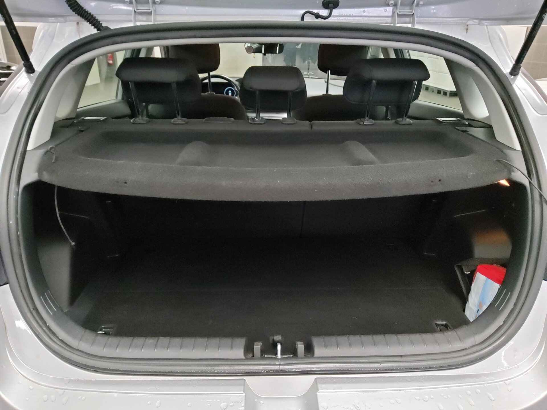 Hyundai i20 1.2 RfK PDC Shz BT DAB 11