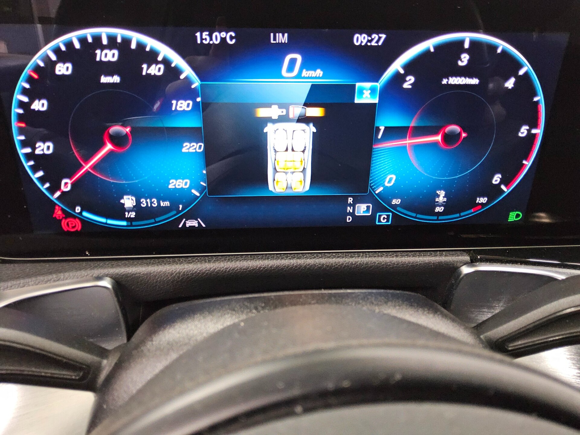 Mercedes-Benz GLB 180 d Style 7-Sitze Navi LED MBUX+ Pano 8