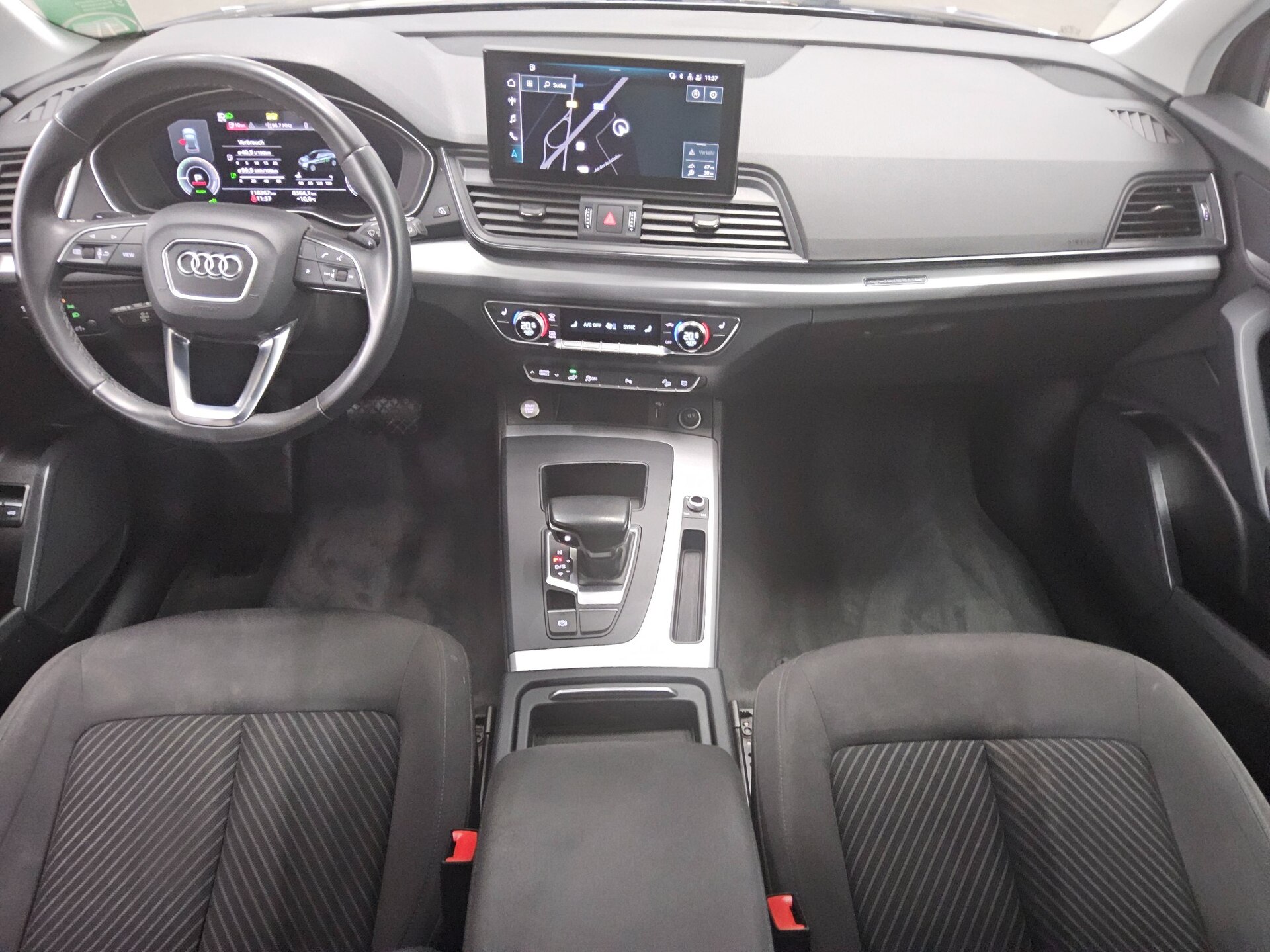 Audi Q5 50 TFSI e Qu. Navi virtual LED PDC Shz 5