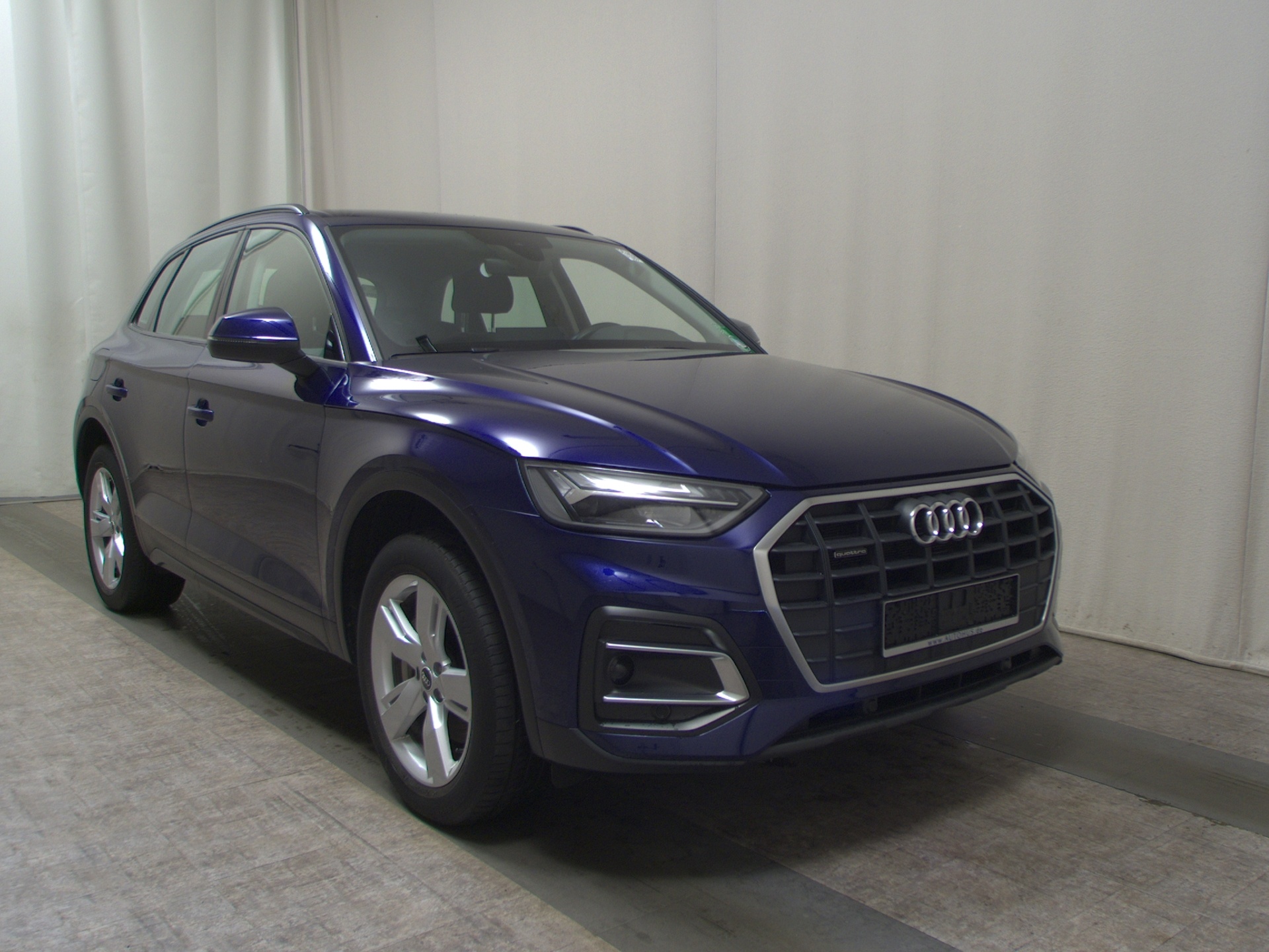 Audi Q5 50 TFSI e Qu. Navi virtual LED PDC Shz 3