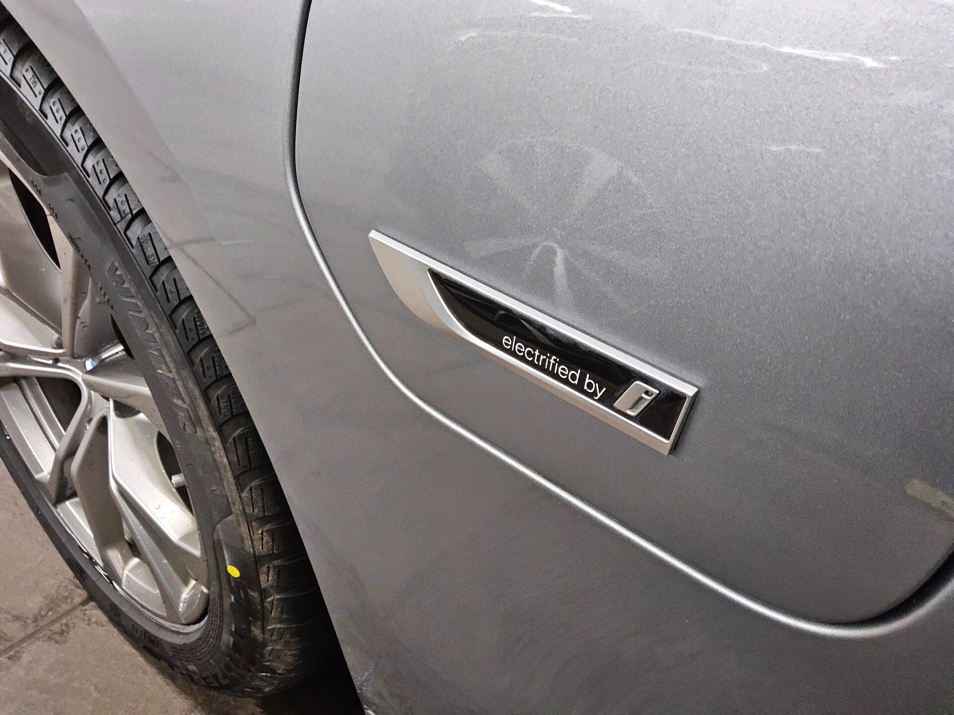 BMW 330e Touring T-Leder Navi LED Curved 12