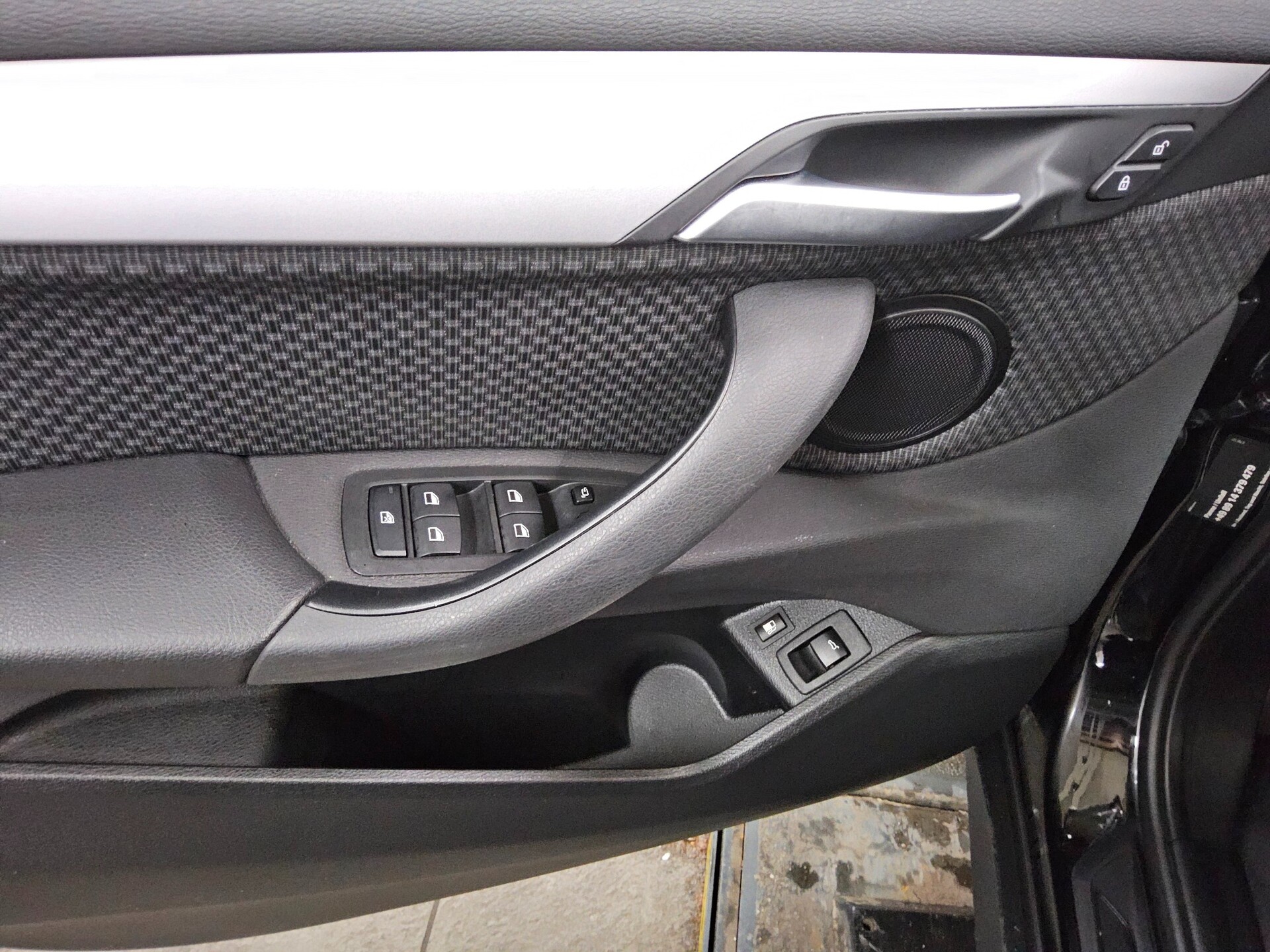 BMW X1 xDrive25e Advantage Navi HiFi PDC Shz 9