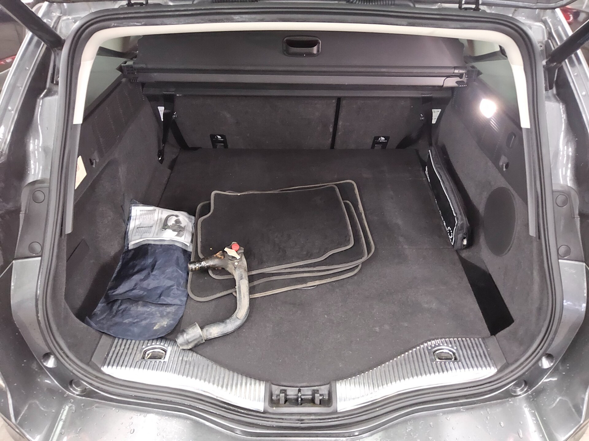 Ford Mondeo Turnier 2.0 EB Titanium Navi LED RFK AHK 13