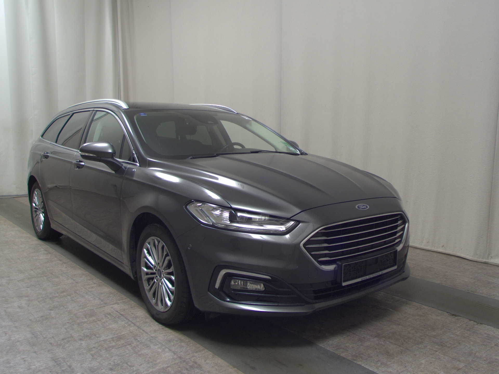 Ford Mondeo Turnier 2.0 EB Titanium Navi LED RFK AHK 3