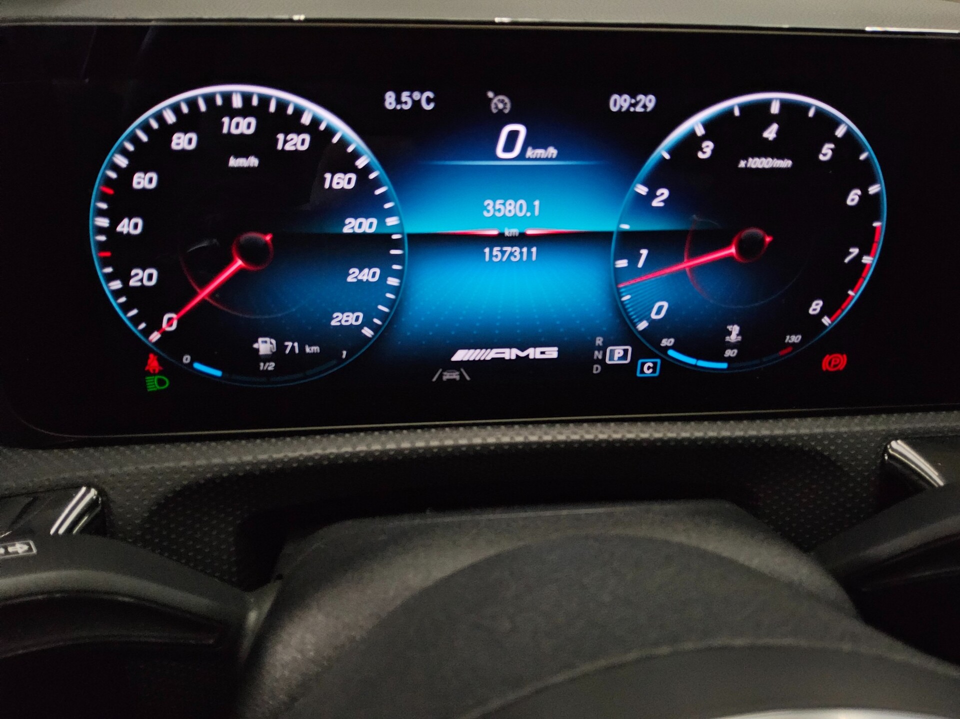 Mercedes-Benz A 35 AMG 4M Navi LED MBUX-AR AHK RFK 8