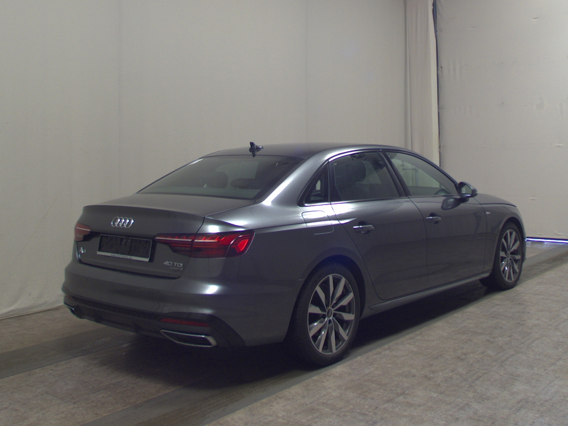 Audi A4 40 TDI Qu. S-Line Navi LED virtual Sound RFK 4