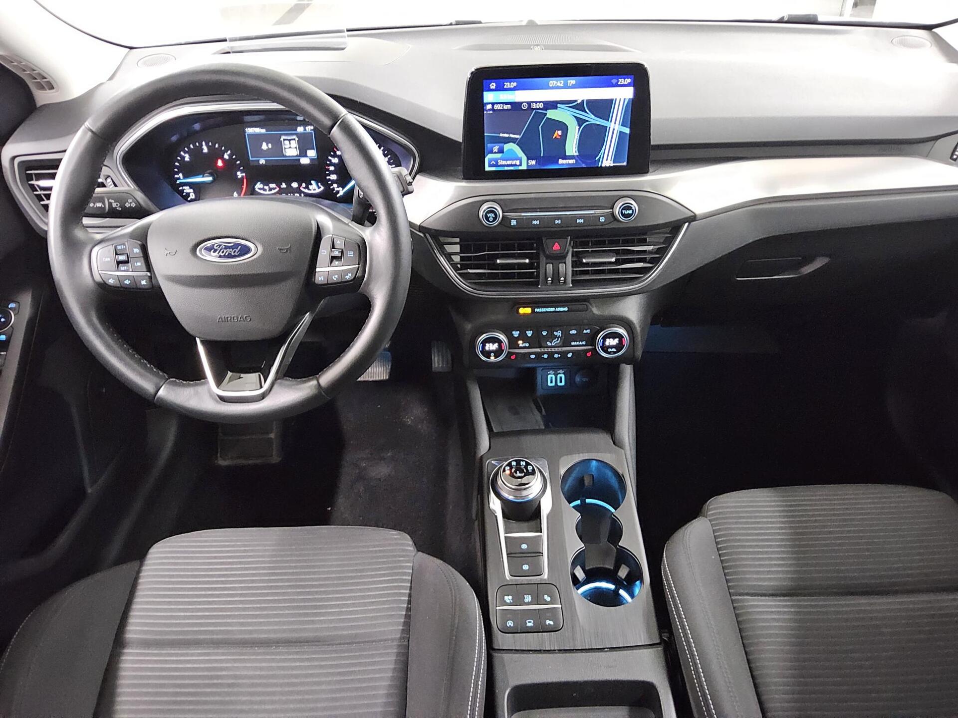 Ford Focus Turnier 2.0 EB Titanium Navi LED HuD B&O 5