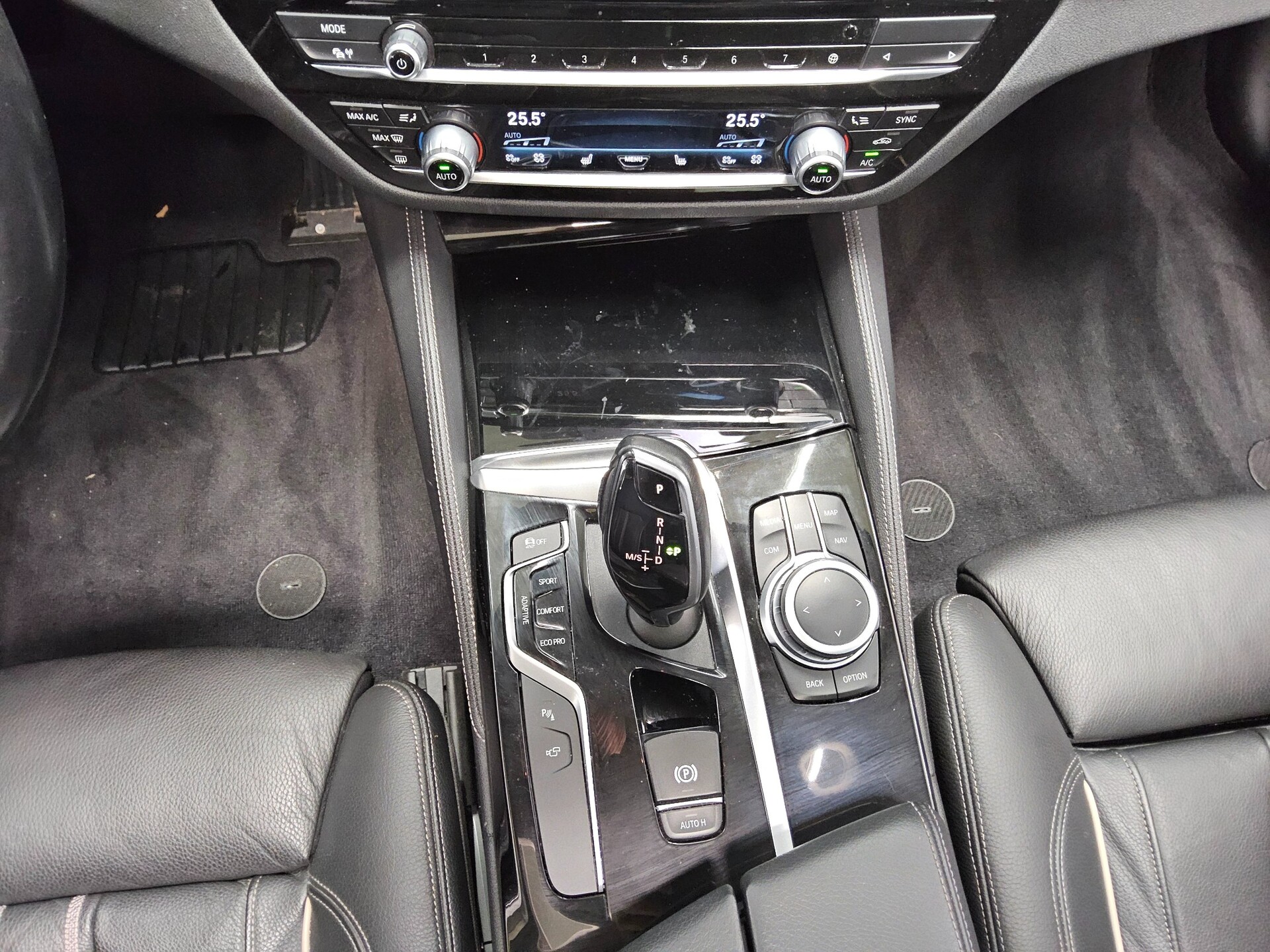 BMW 540d Touring xDr Luxury-Line Leder Pano LED+ HuD 6