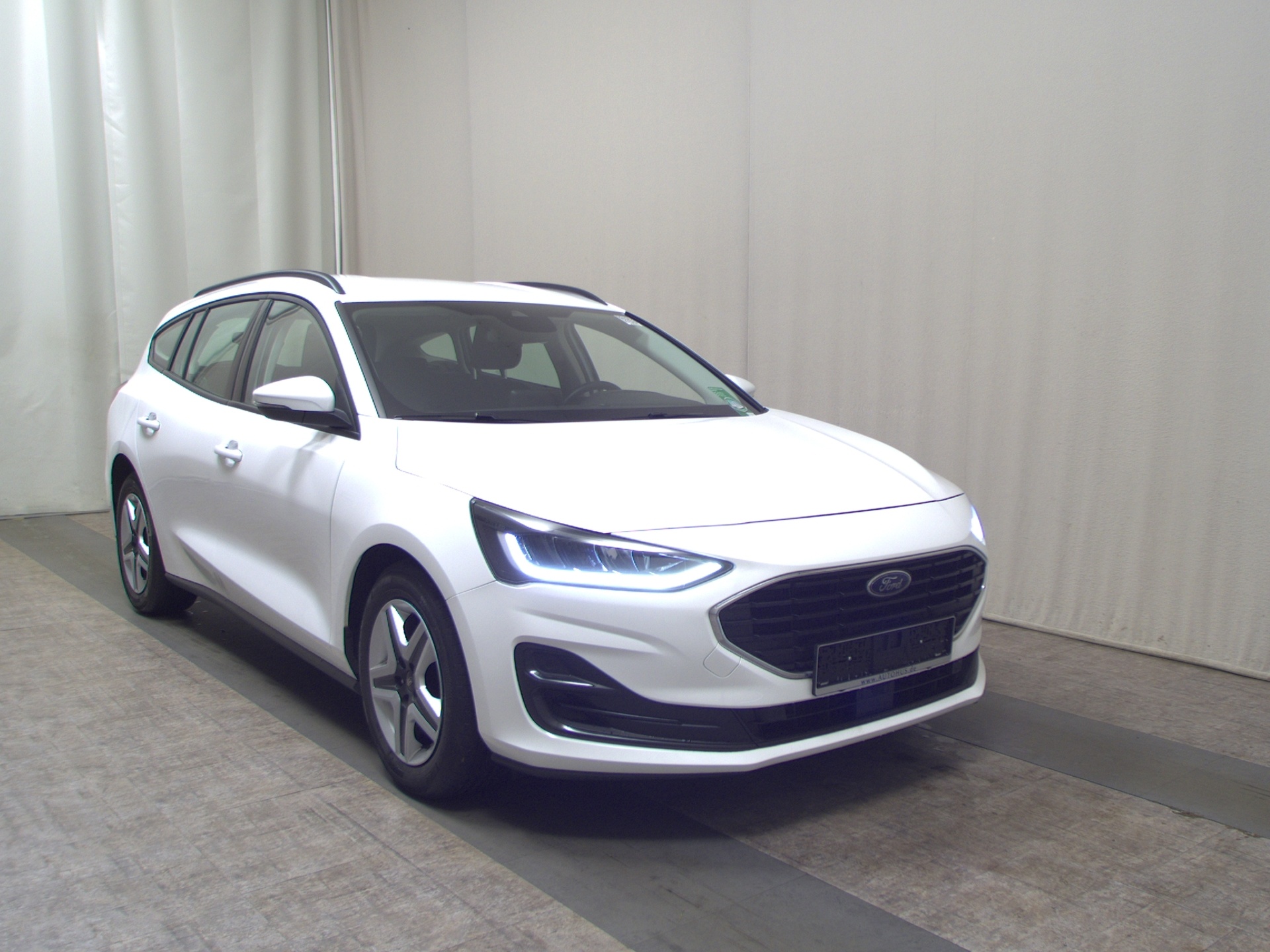 Ford Focus Turnier 1.5 EB Cool&Connect Navi LED PDC 3