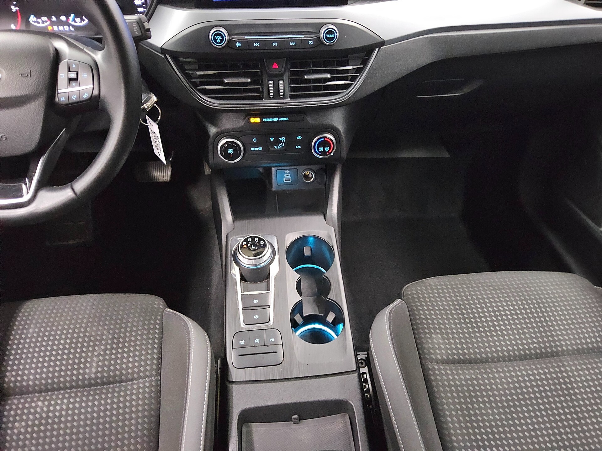 Ford Focus Turnier 1.5 EB Cool&Connect Navi LED PDC 6