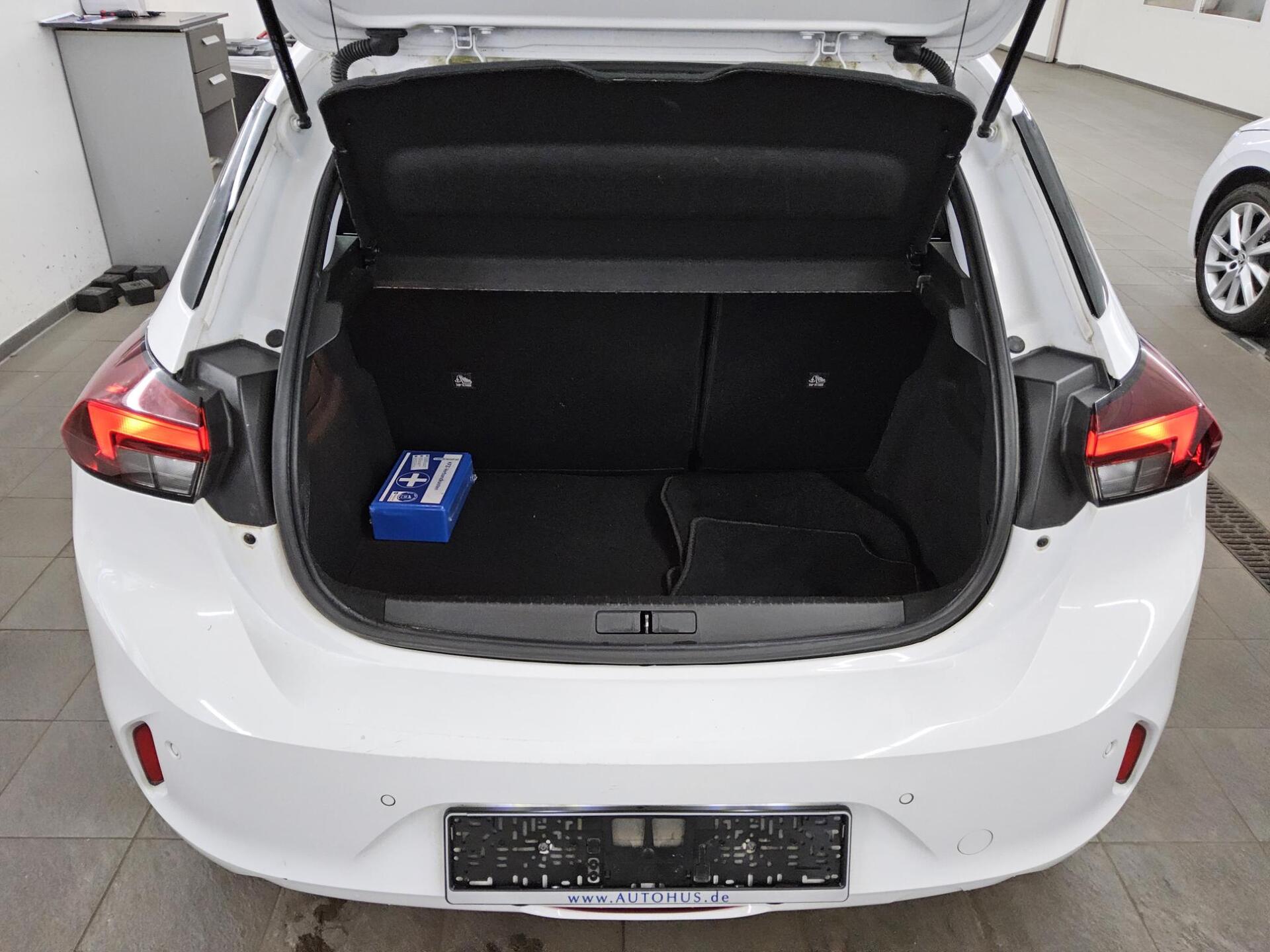 Opel Corsa-e Edition DAB PDC 11