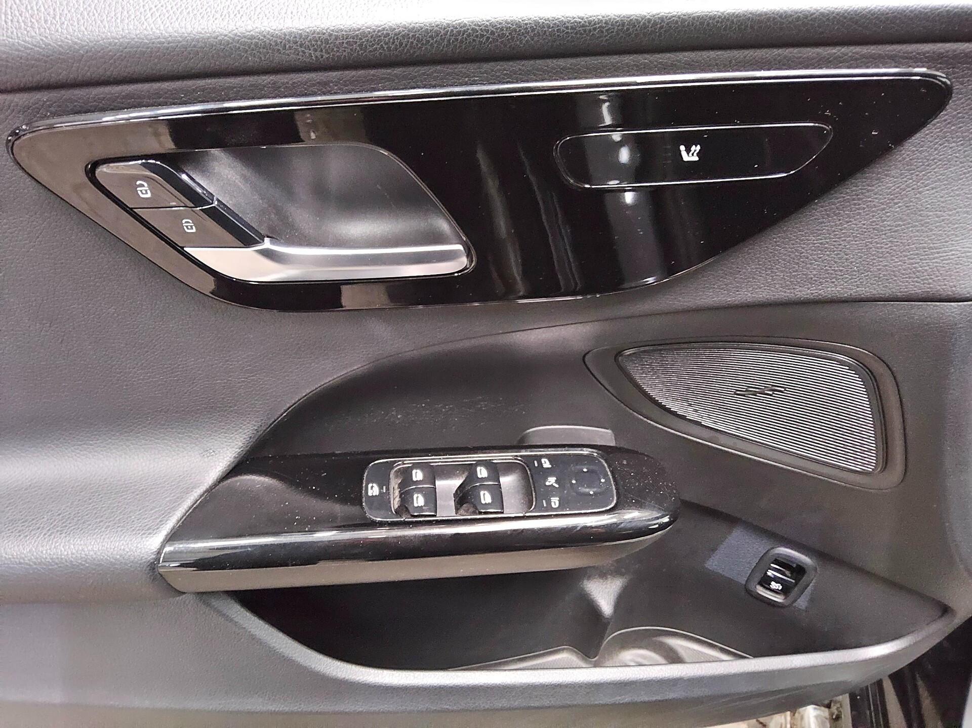 Mercedes-Benz C 200 T d Navi LED MBUX AHK RfK 10